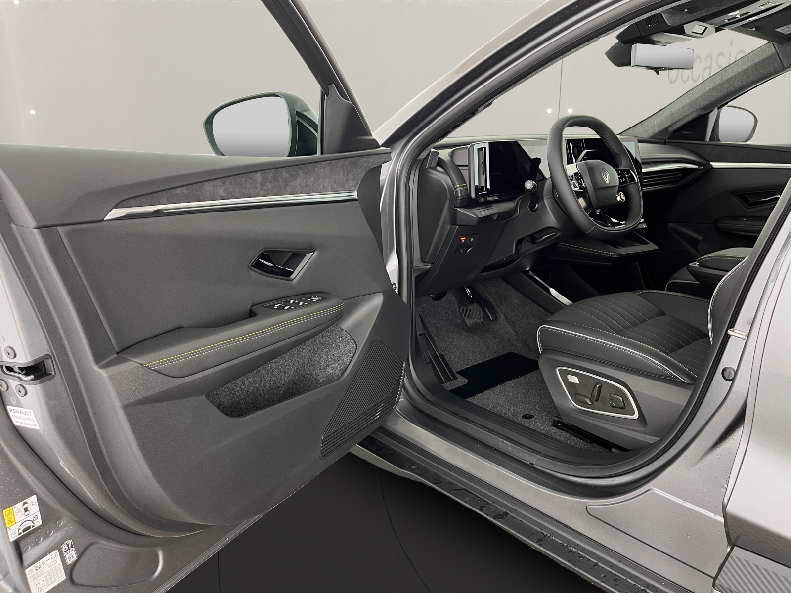 RENAULT Scénic E-Tech iconic-image-6
