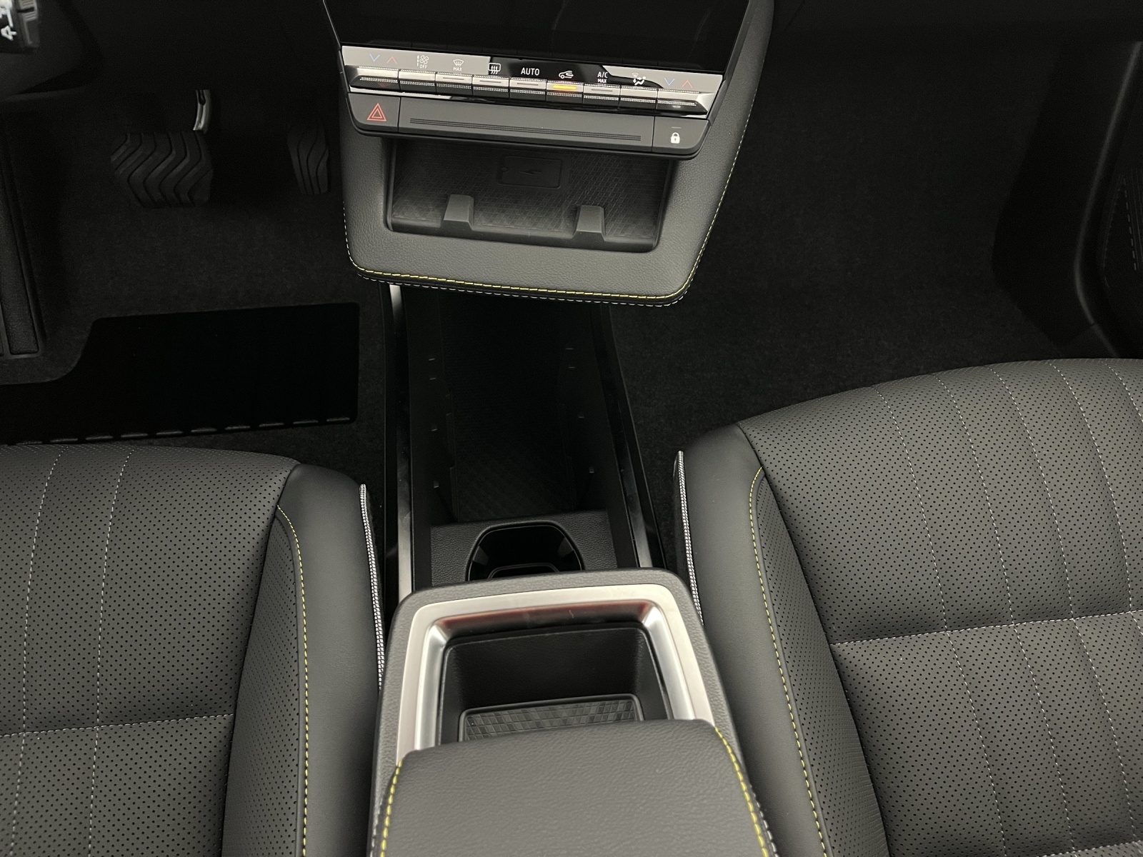 RENAULT Scénic E-Tech iconic-image-13