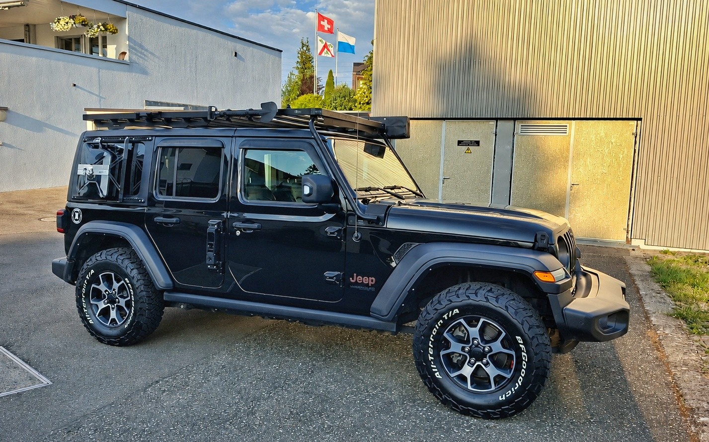 JEEP 2.0 Turbo Rubicon Unlimited-image-3