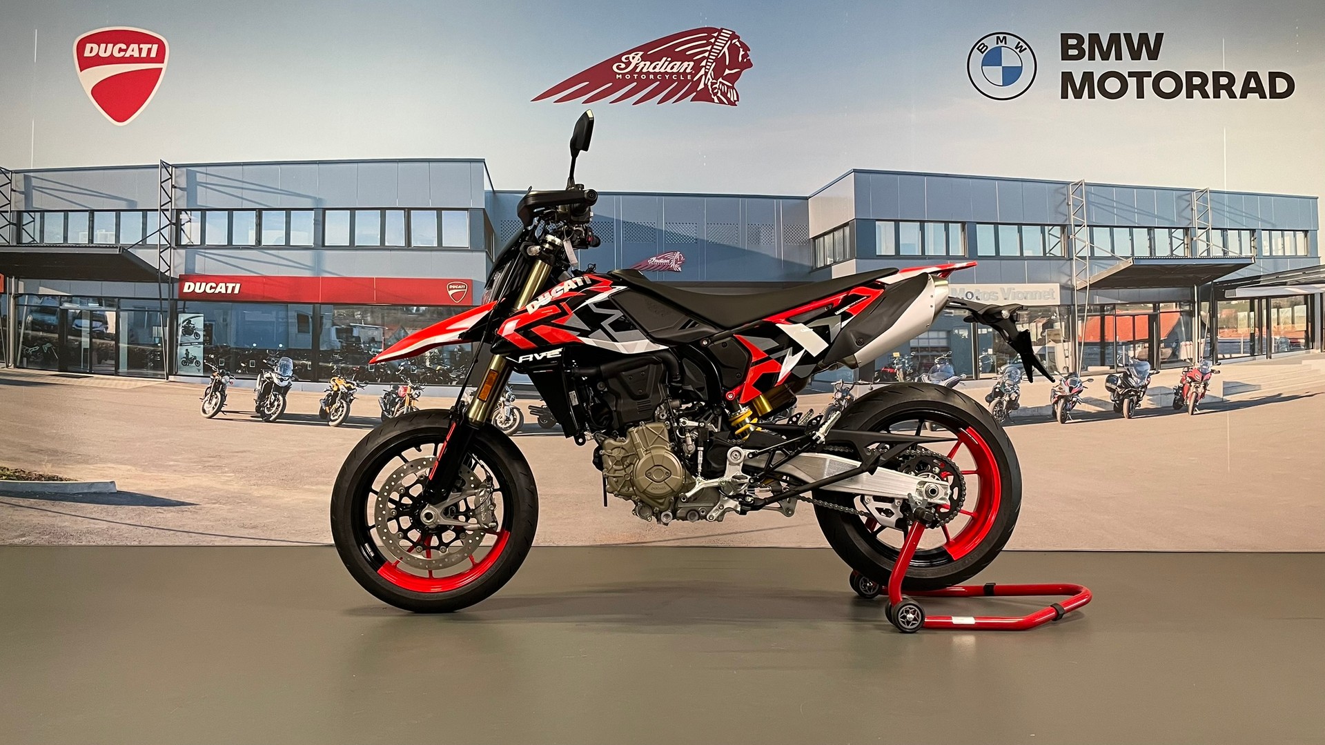 DUCATI Hypermotard 698 Mono RVE-showroom-element-3