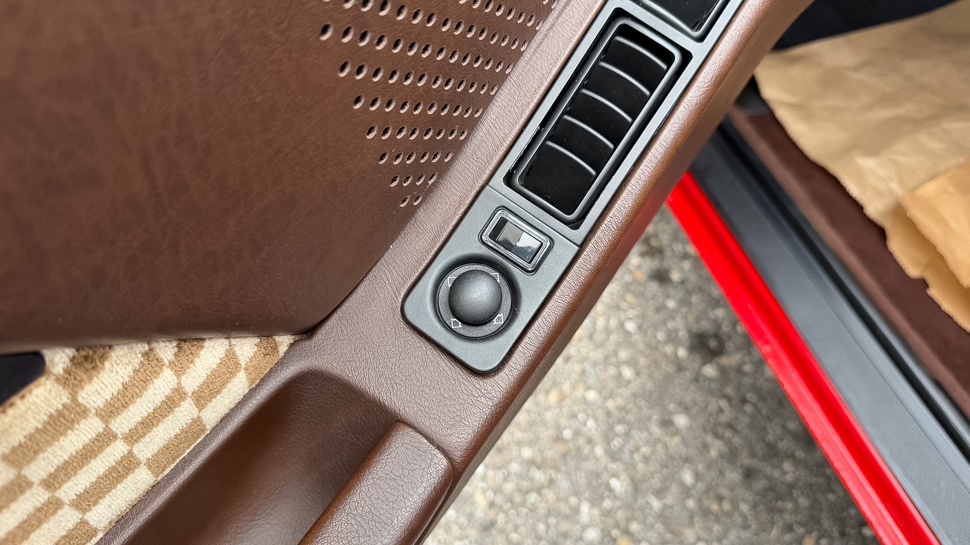 PORSCHE 928-image-22