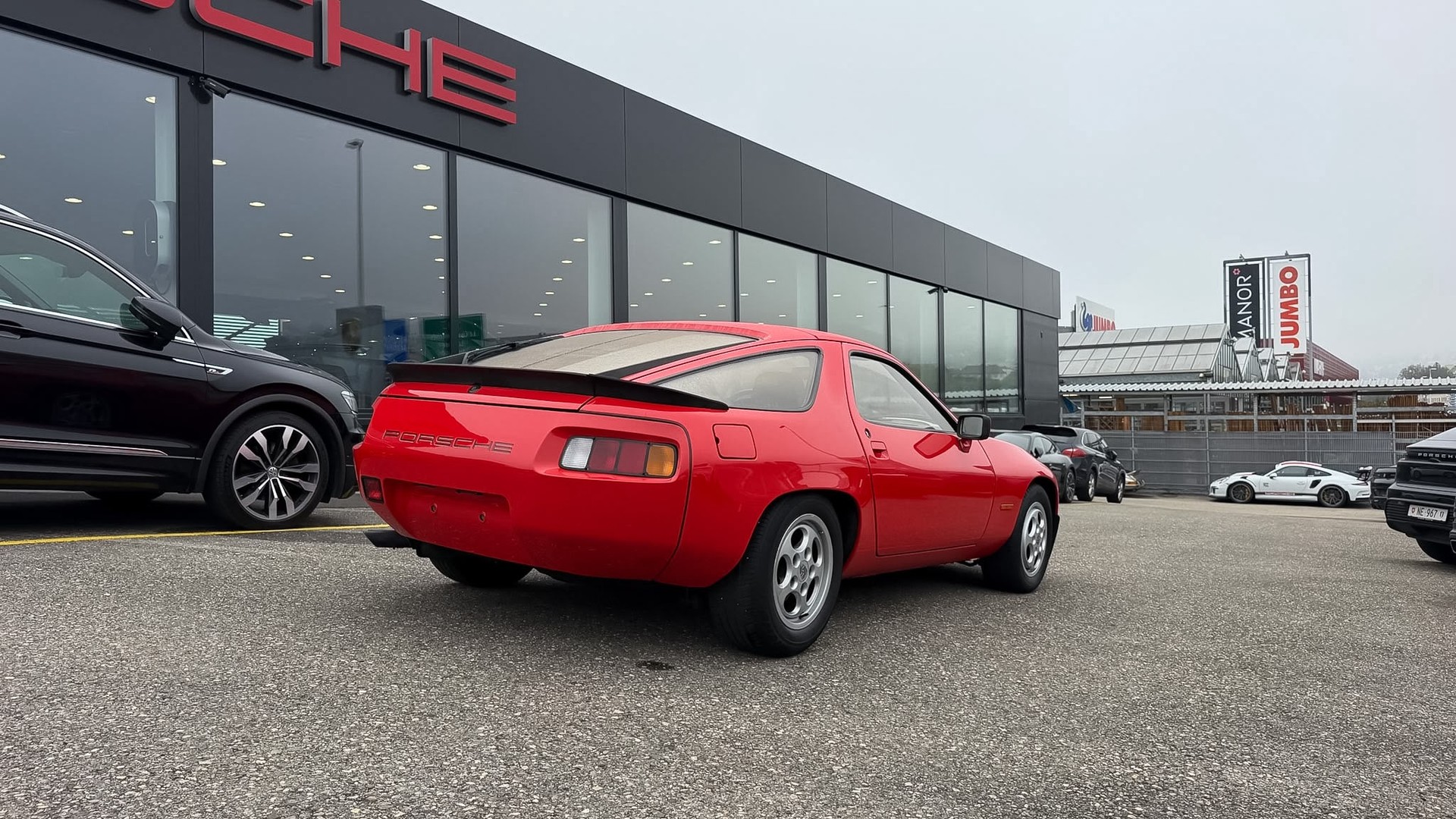PORSCHE 928-image-4