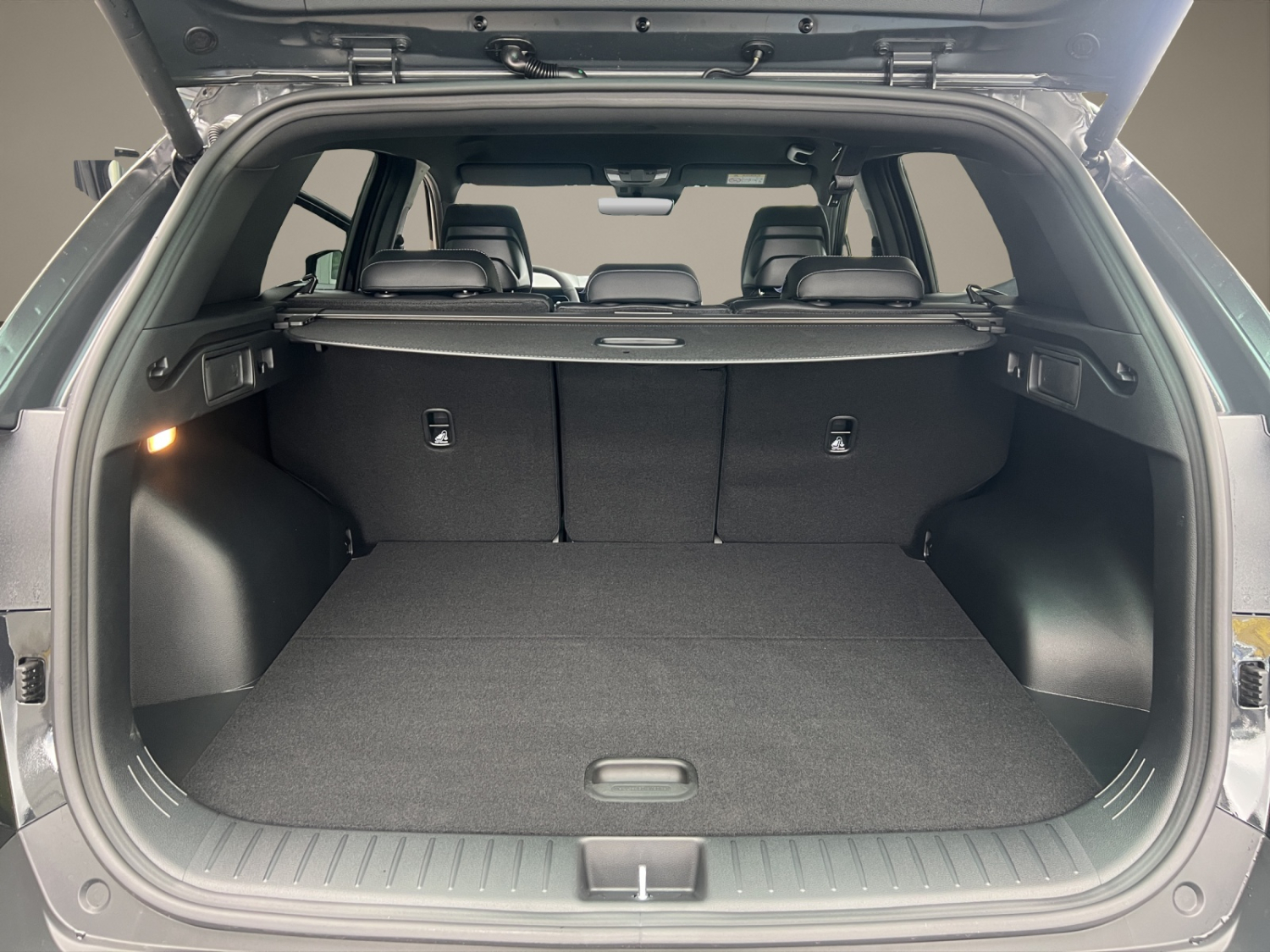 KIA Sportage 1.6 T-GDi Hybrid Black Edition-image-21