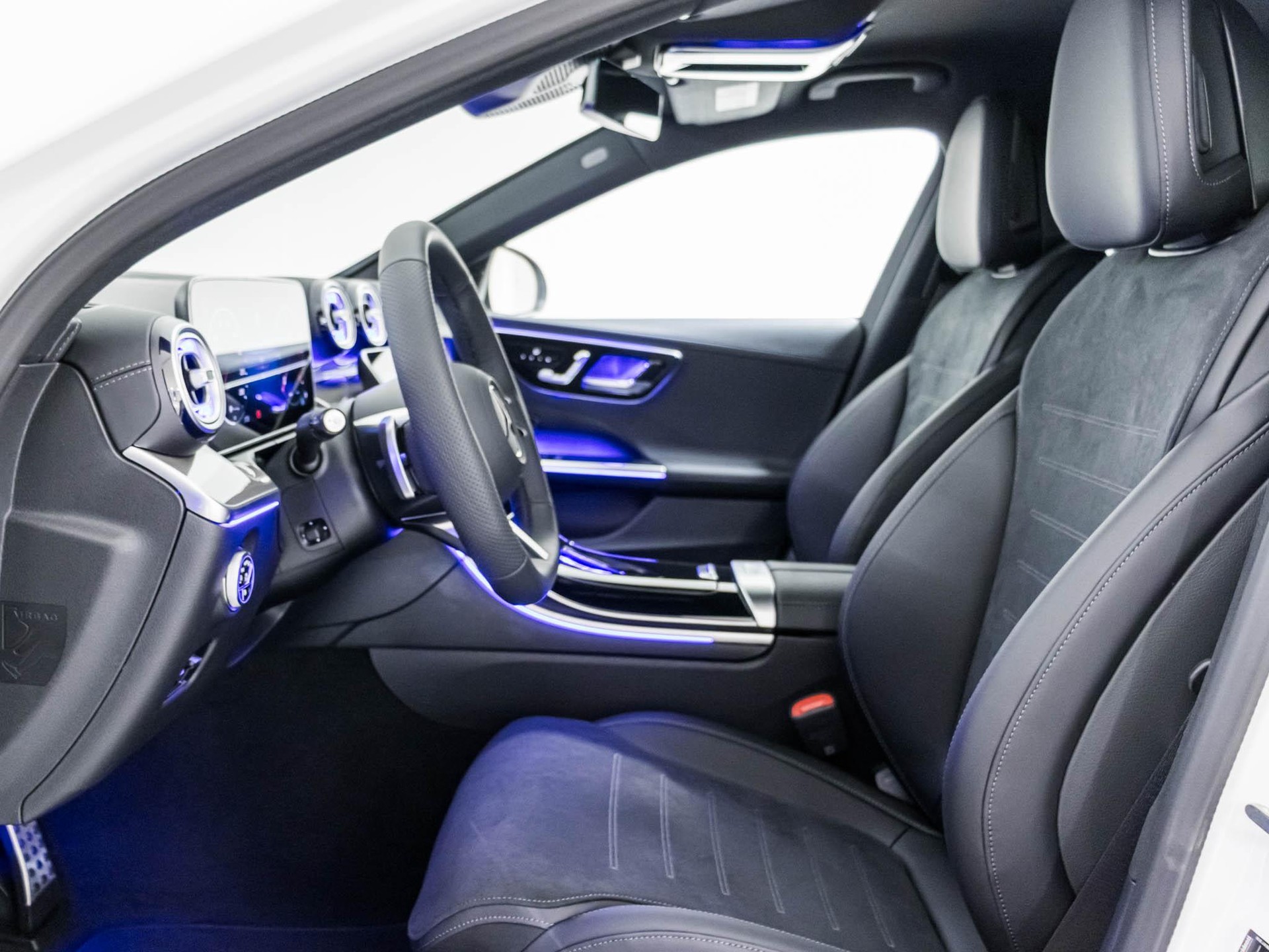 MERCEDES-BENZ C 220 d 4MATIC T-Modell Swiss Star-image-6