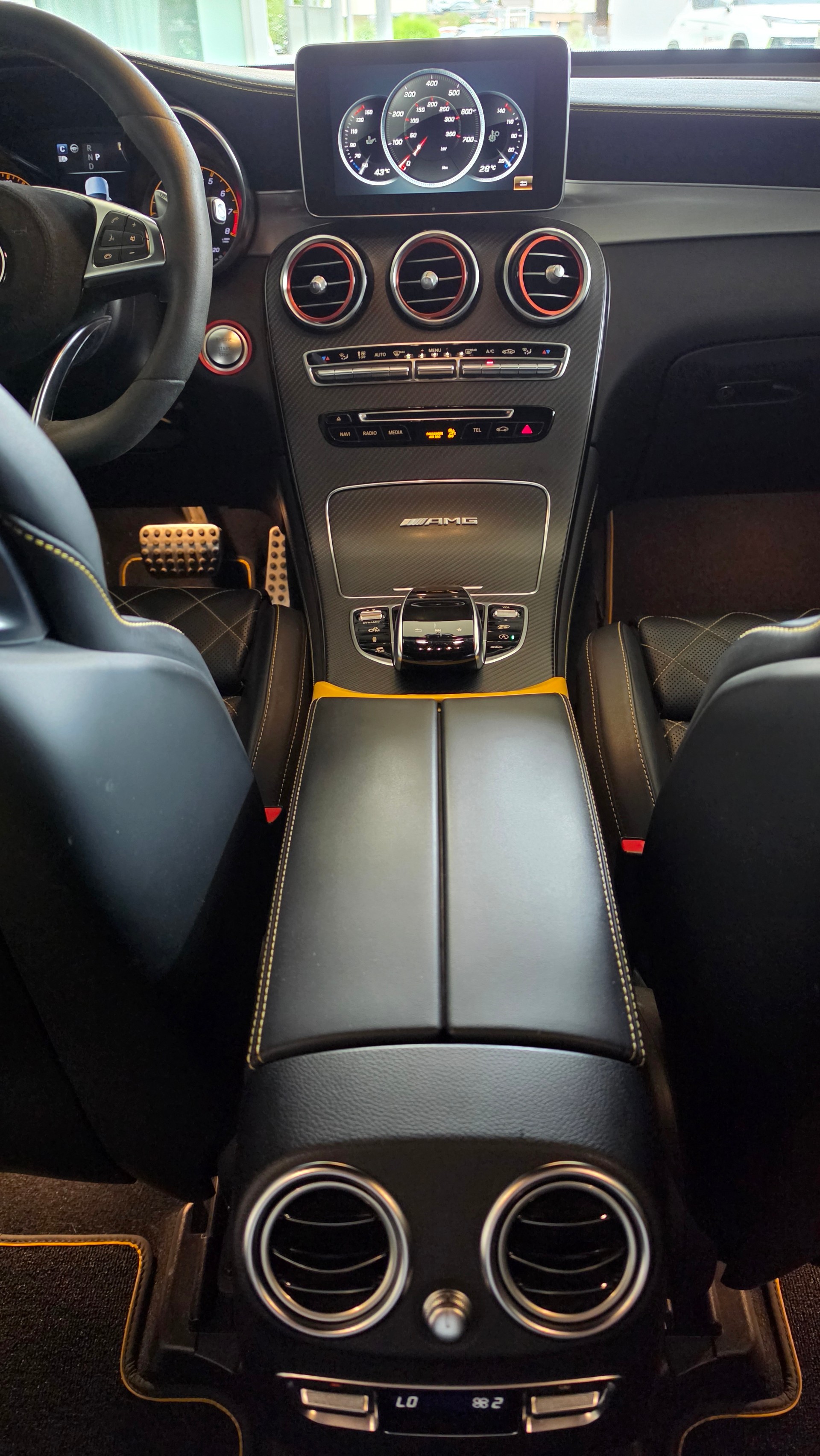 MERCEDES-BENZ GLC 63 S AMG 4m+-image-5