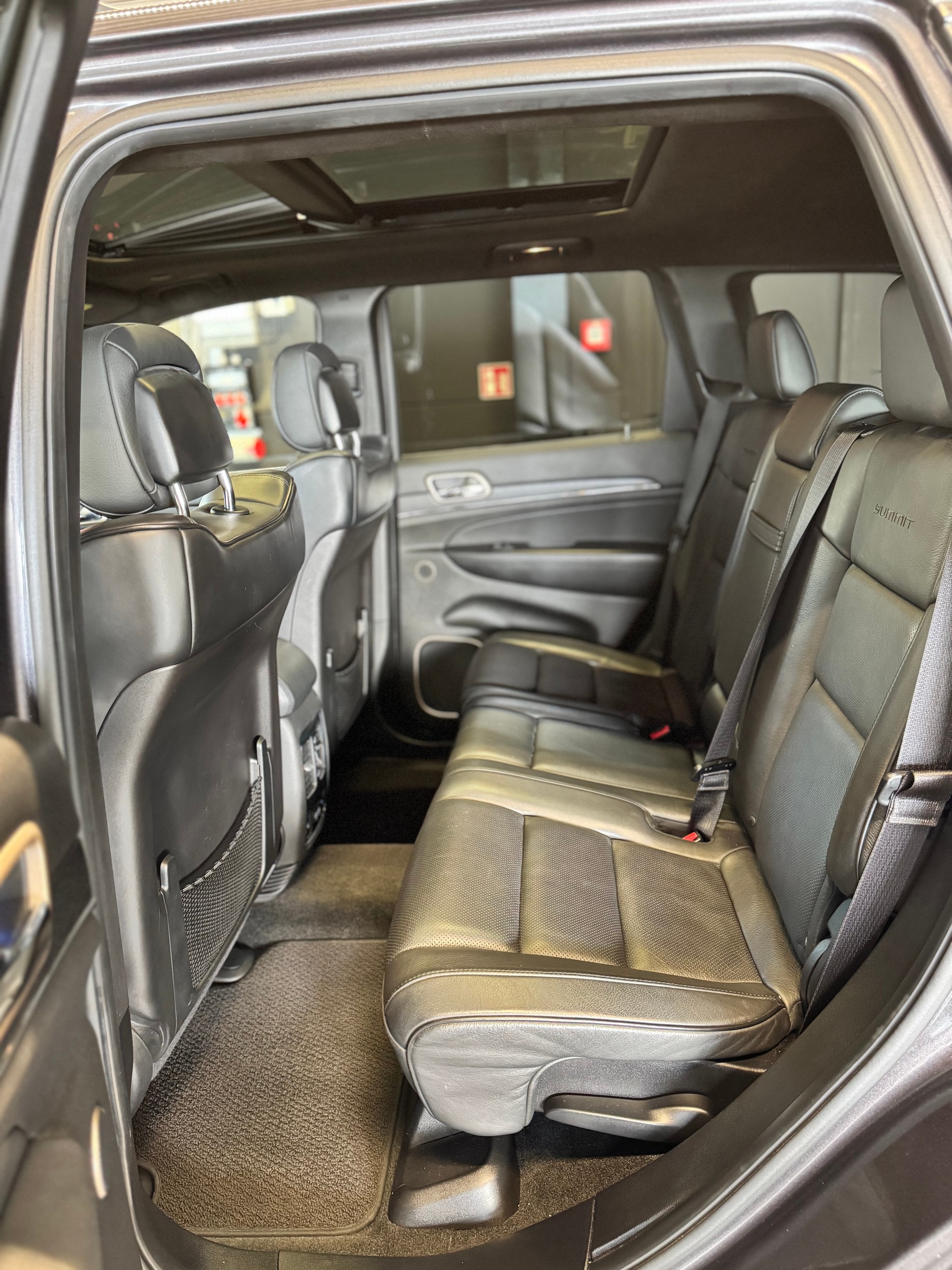 JEEP Grand Cherokee 3.0 CRD Summit Automatic-image-11