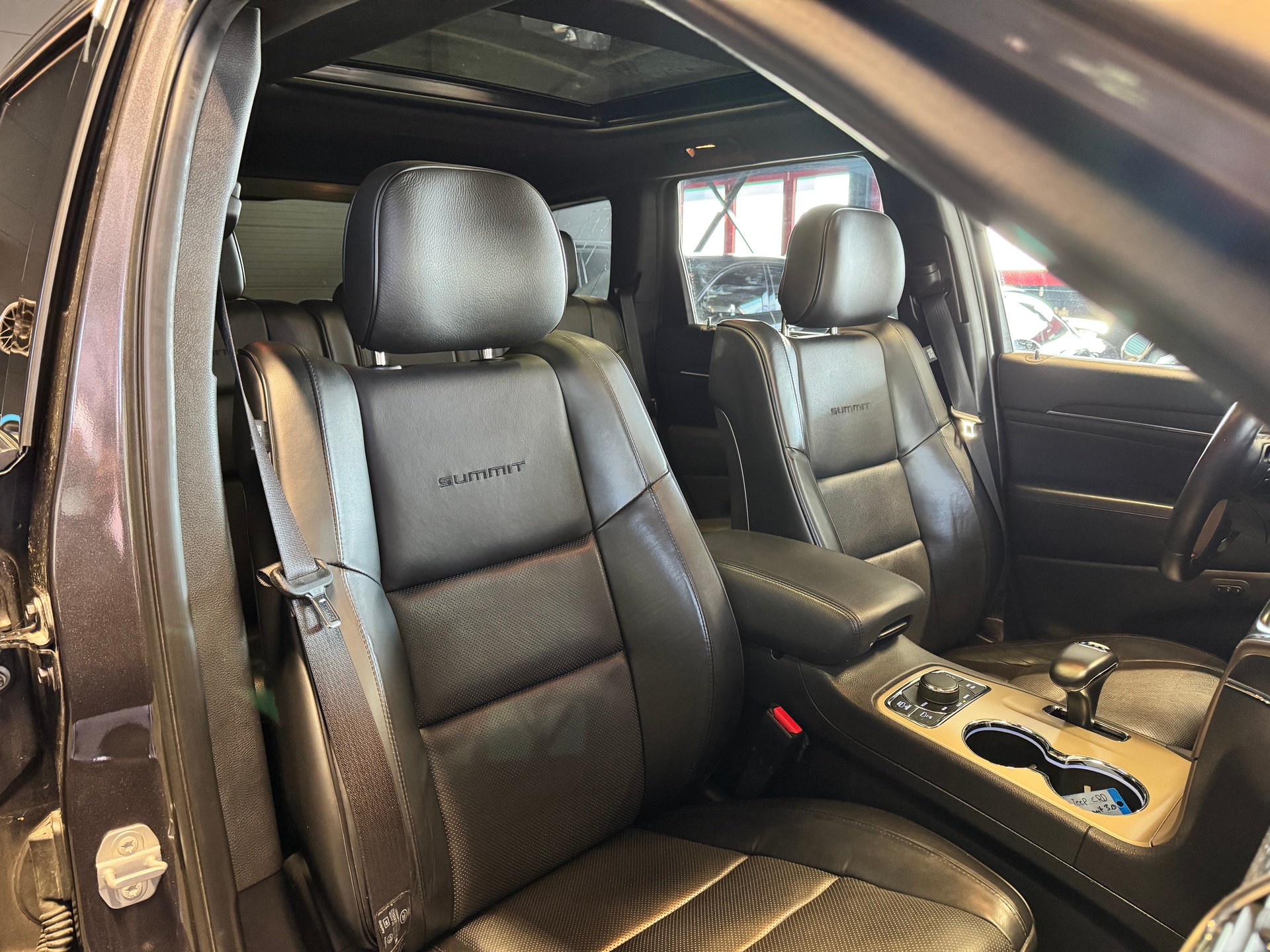 JEEP Grand Cherokee 3.0 CRD Summit Automatic-image-10