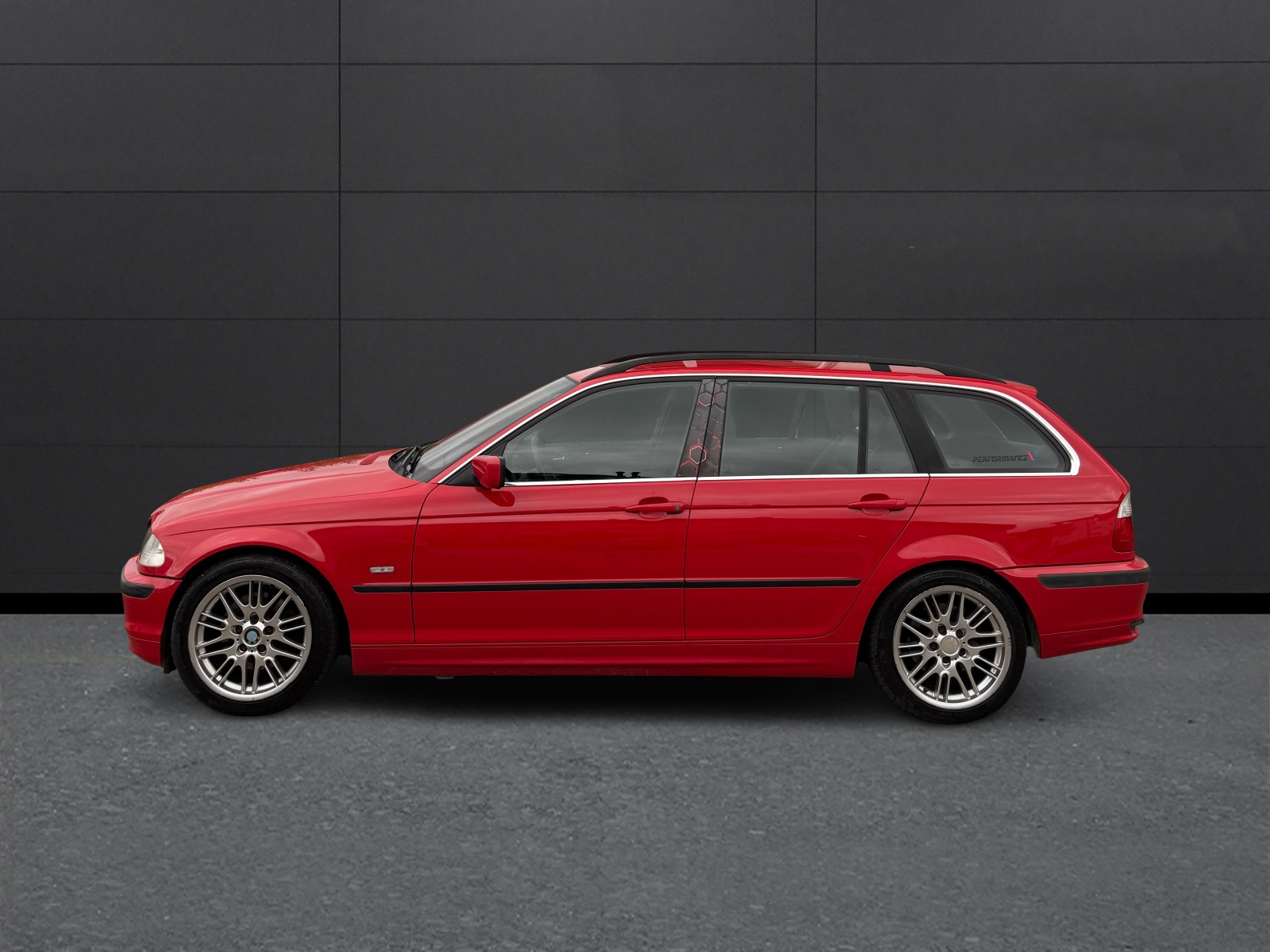 BMW 328i Touring Automat-showroom-element-1