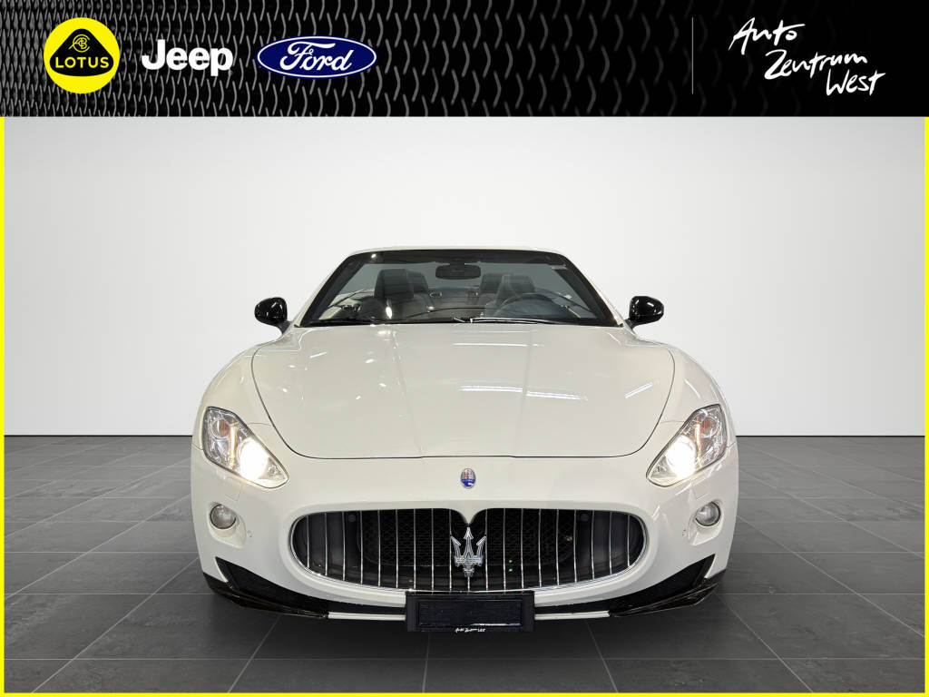 MASERATI Grancabrio 4.7 V8-image-7