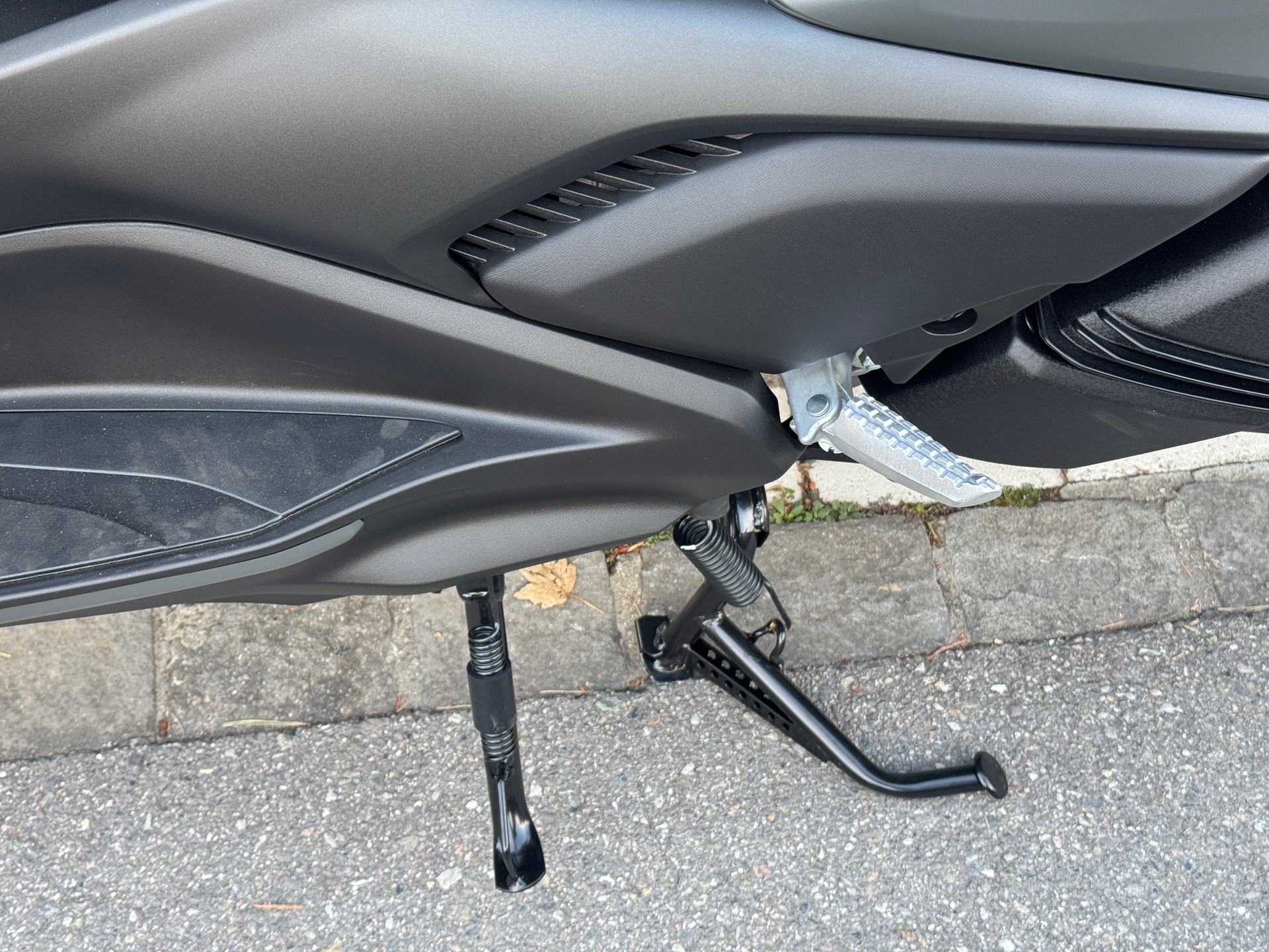 YAMAHA X-Max 300-image-11