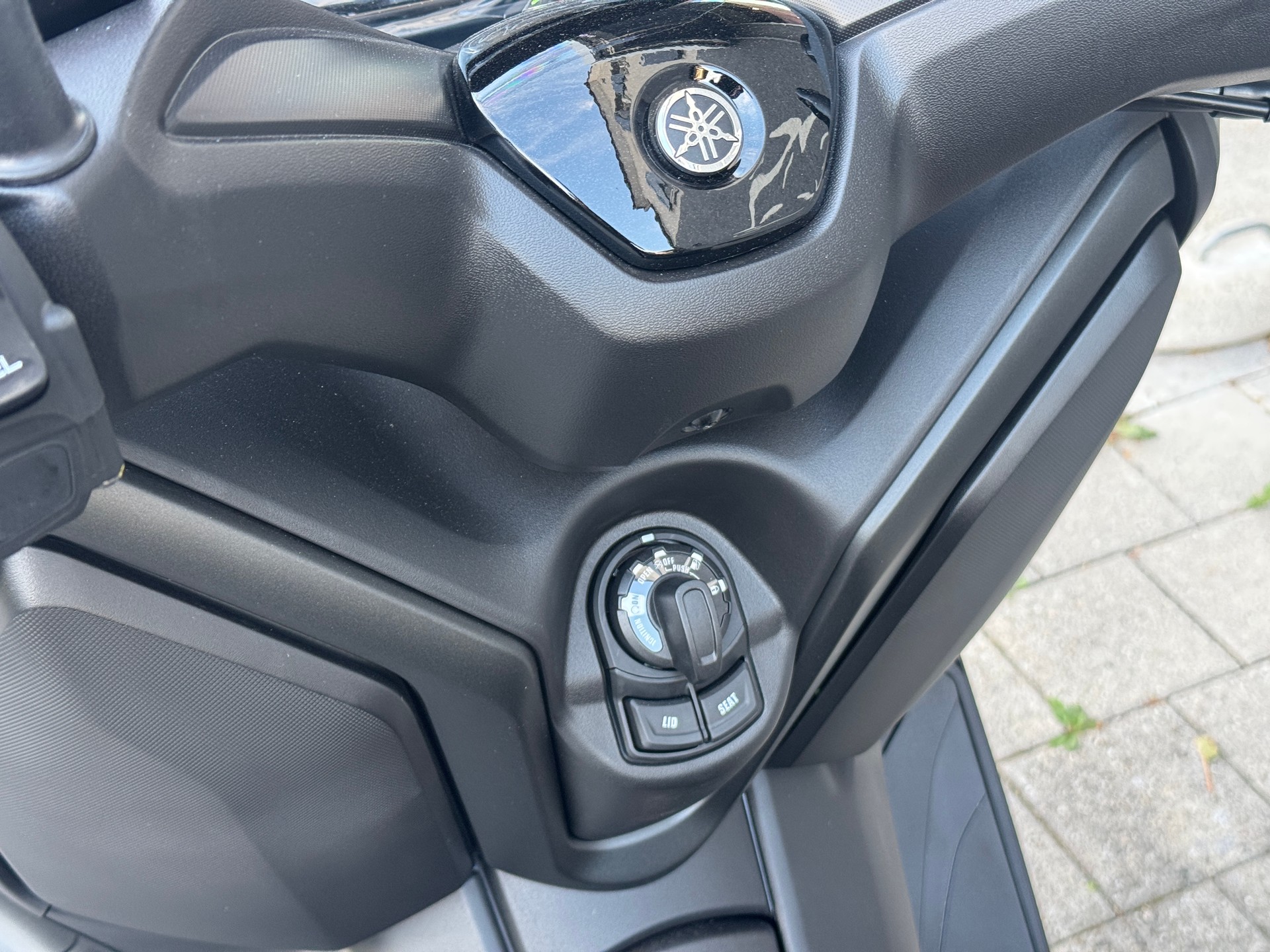 YAMAHA X-Max 300-image-7