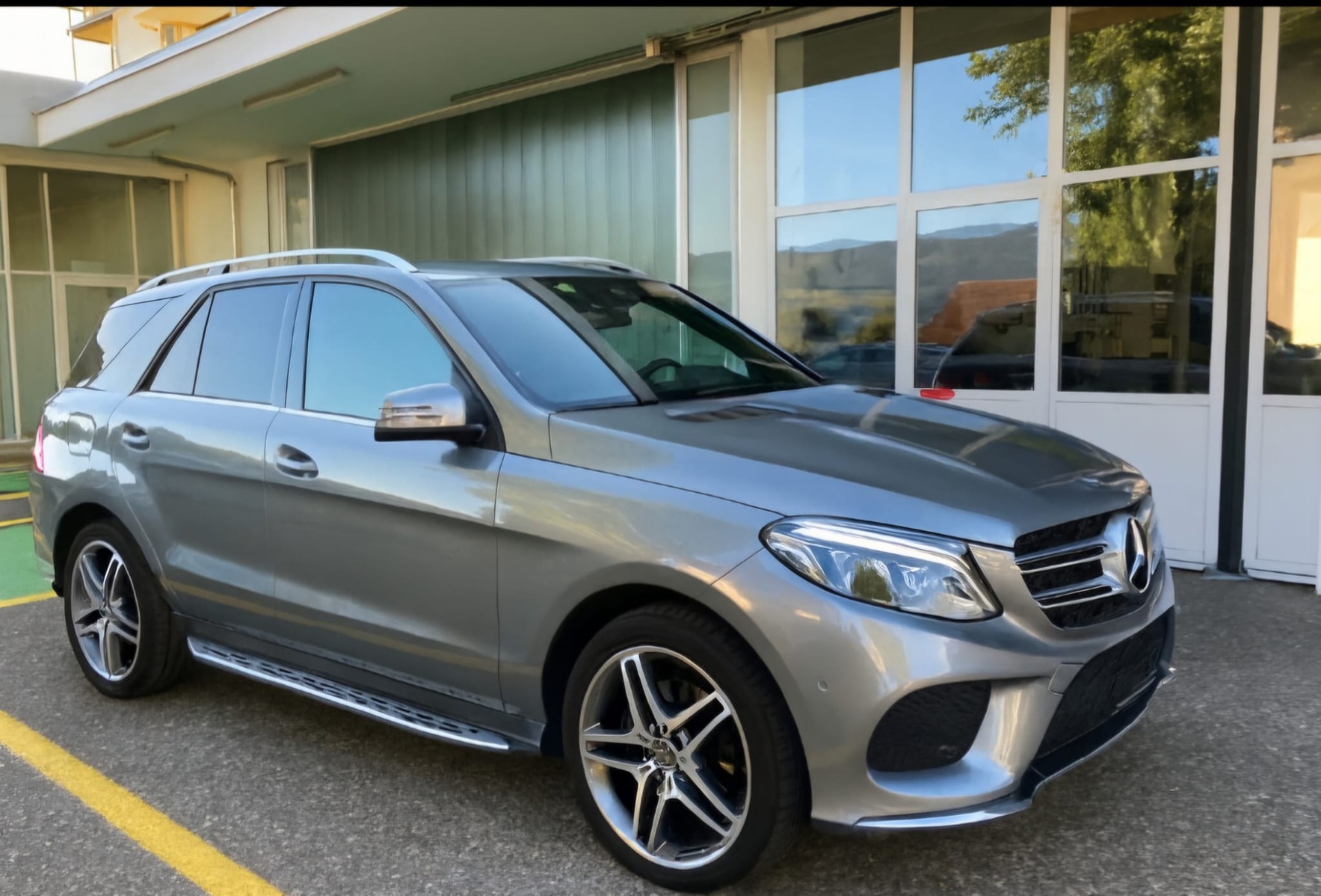 MERCEDES-BENZ GLE 350 d 4Matic 9G-Tronic-image-3
