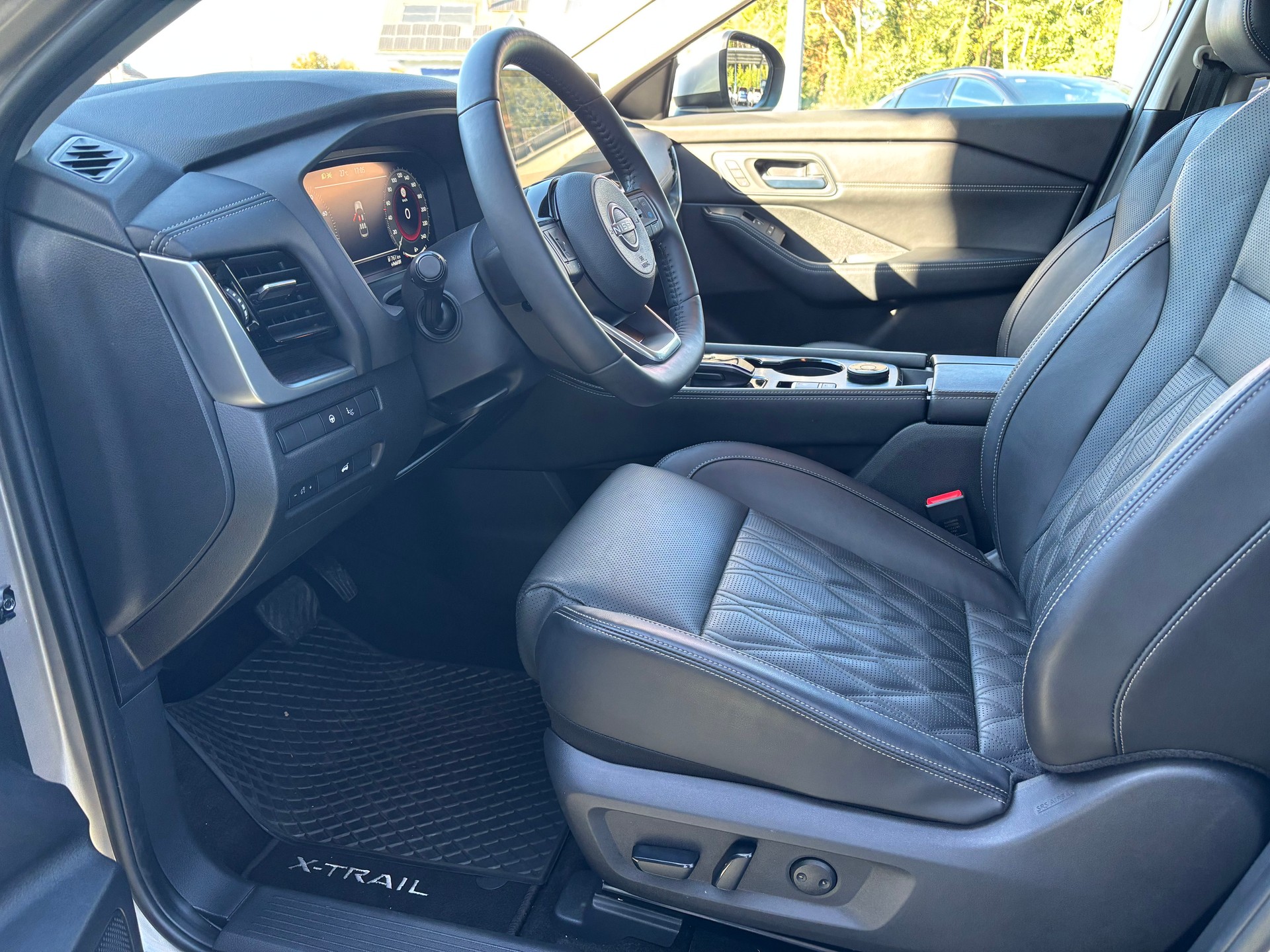 NISSAN X-Trail 1.5 VC e-Power 4WD Tekna+-image-8