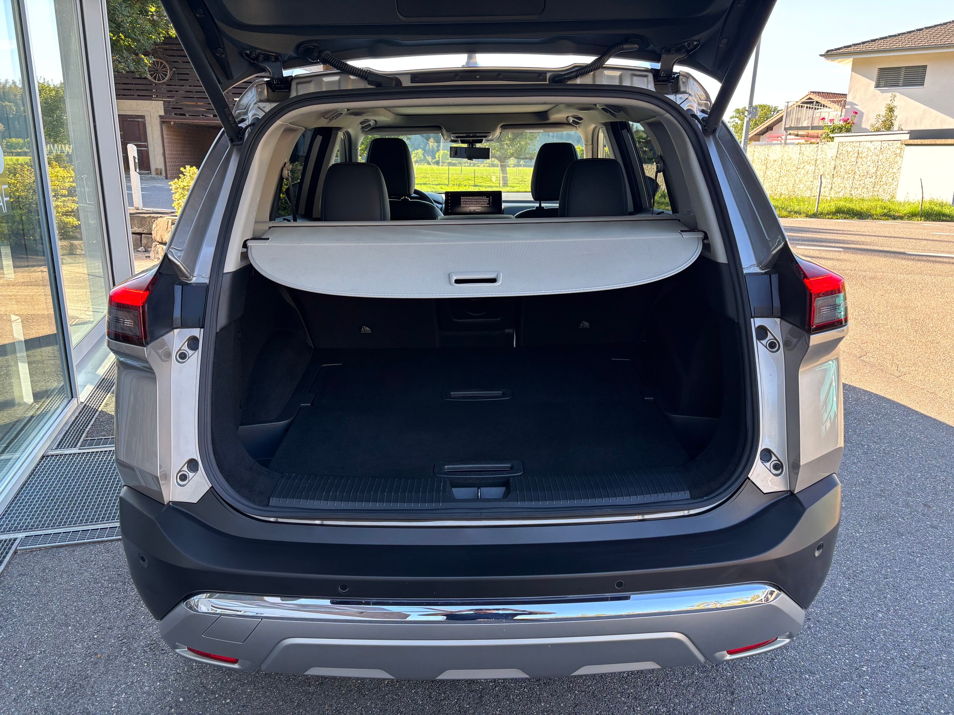 NISSAN X-Trail 1.5 VC e-Power 4WD Tekna+-image-4