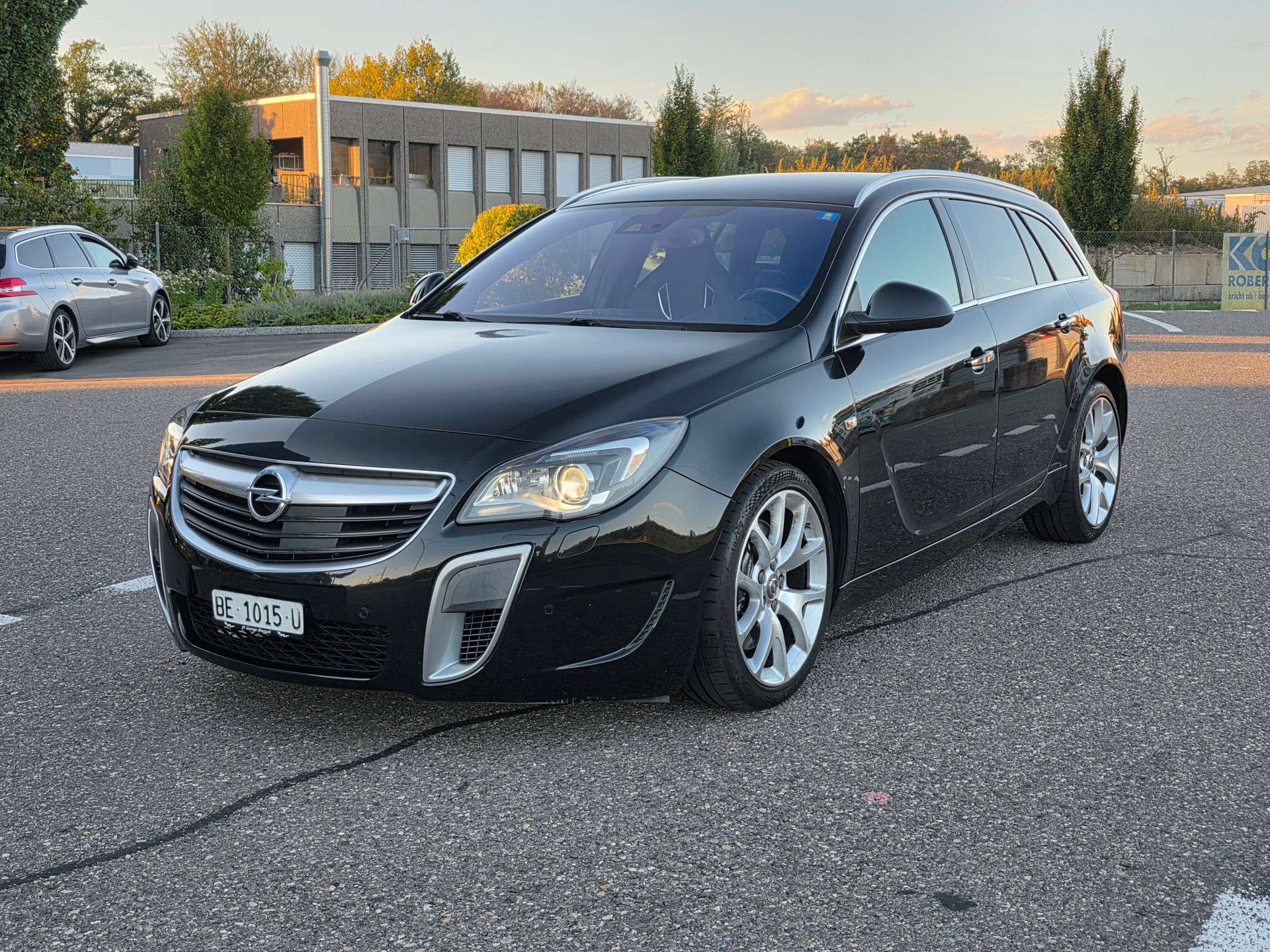 OPEL Insignia Sports Tourer 2.8 Turbo OPC 4WD Automatic-image-0