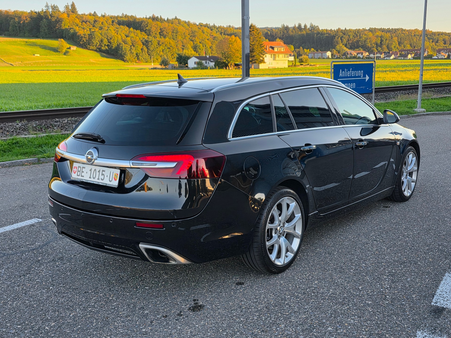OPEL Insignia Sports Tourer 2.8 Turbo OPC 4WD Automatic-image-5
