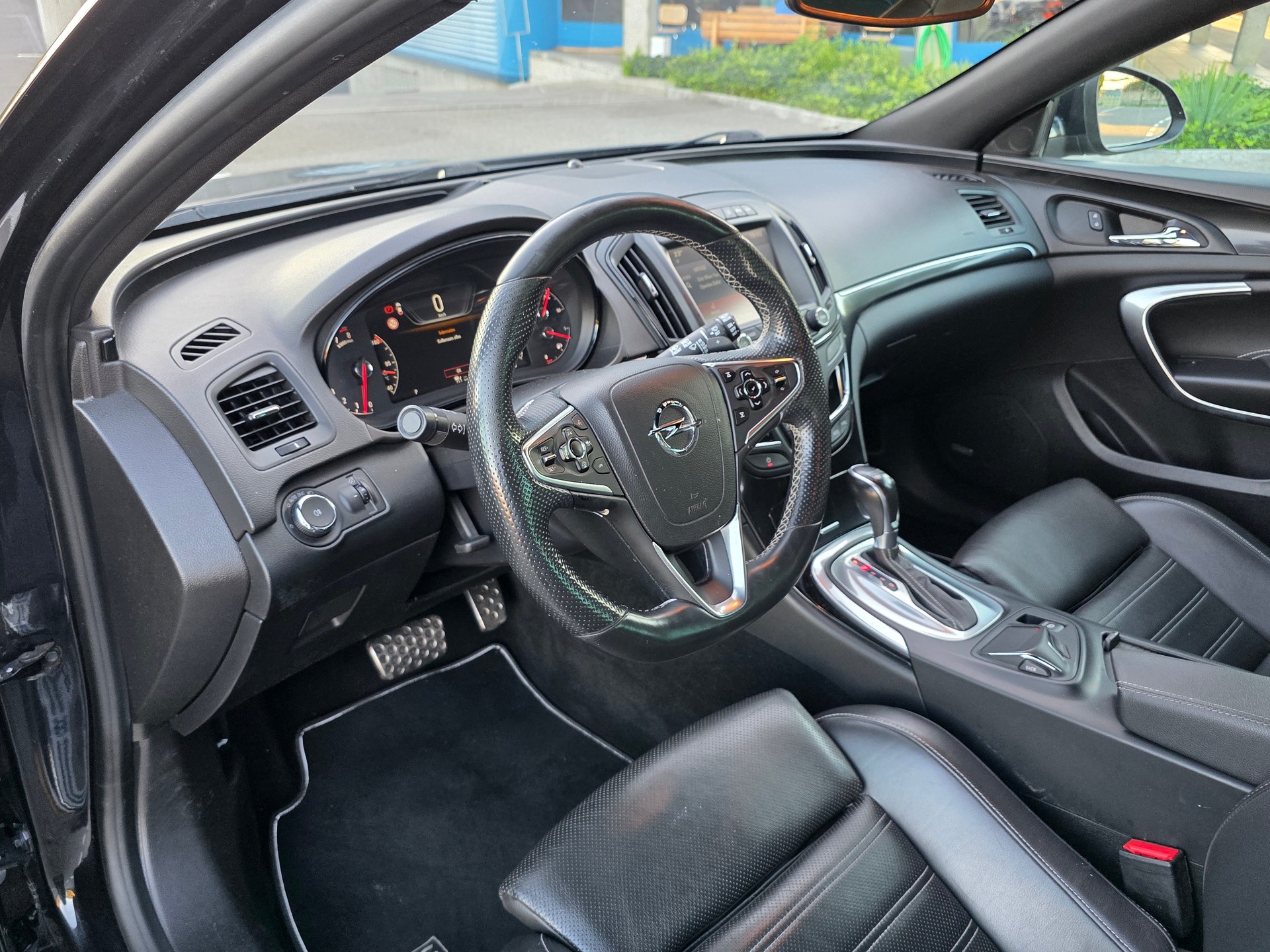 OPEL Insignia Sports Tourer 2.8 Turbo OPC 4WD Automatic-image-11