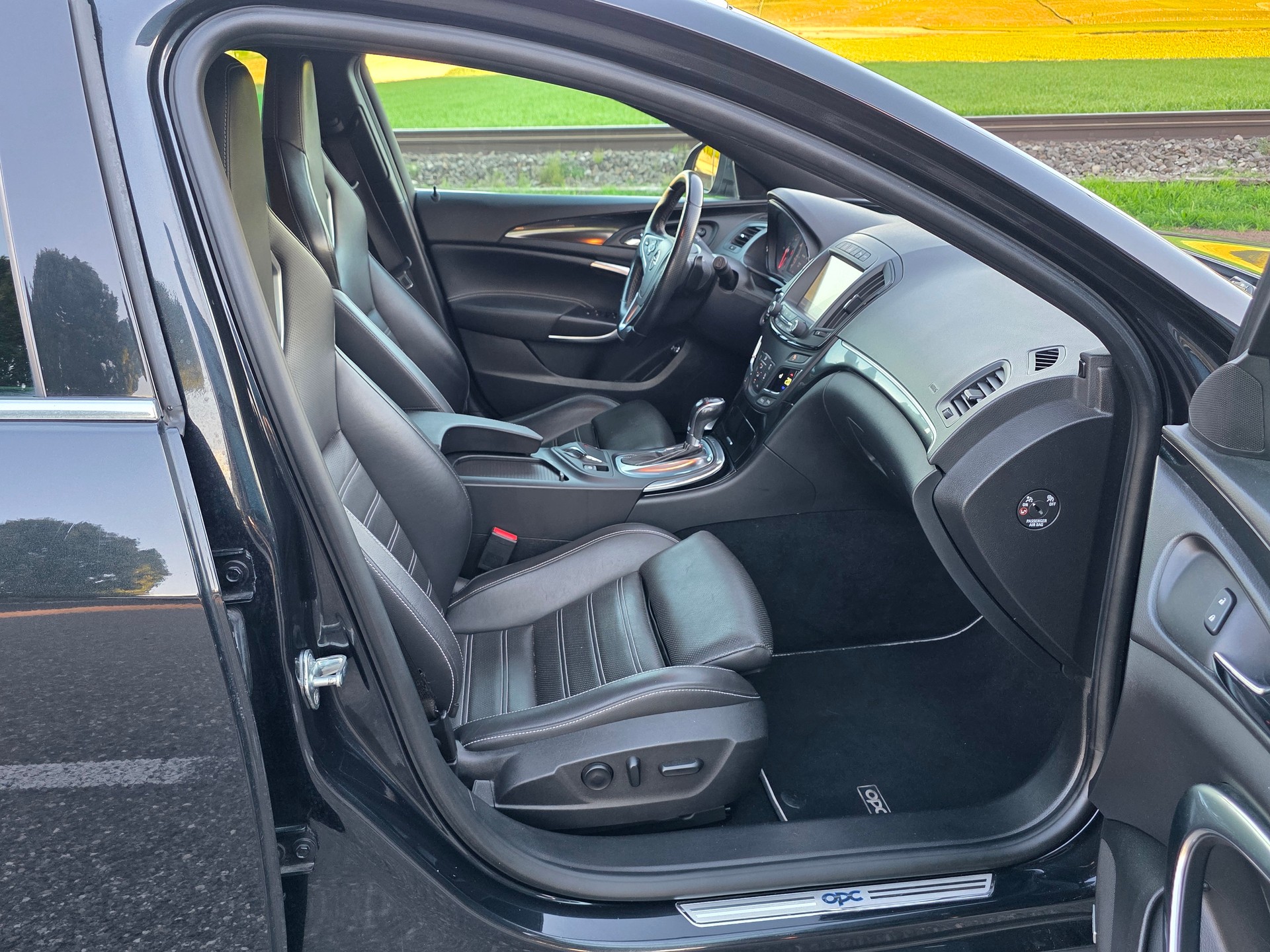 OPEL Insignia Sports Tourer 2.8 Turbo OPC 4WD Automatic-image-8