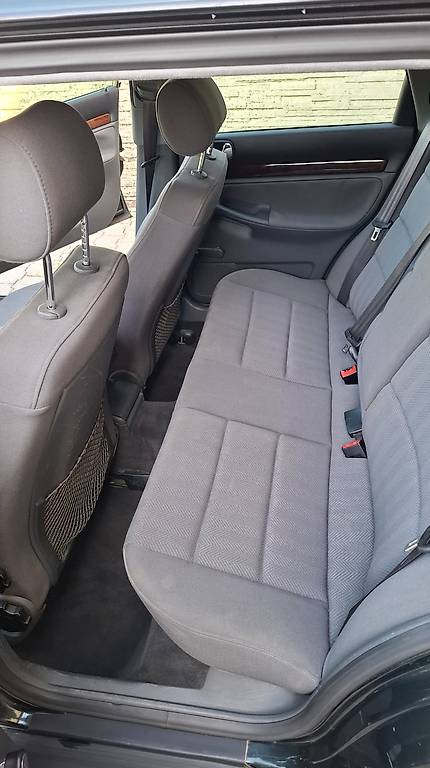 AUDI A4-image-3