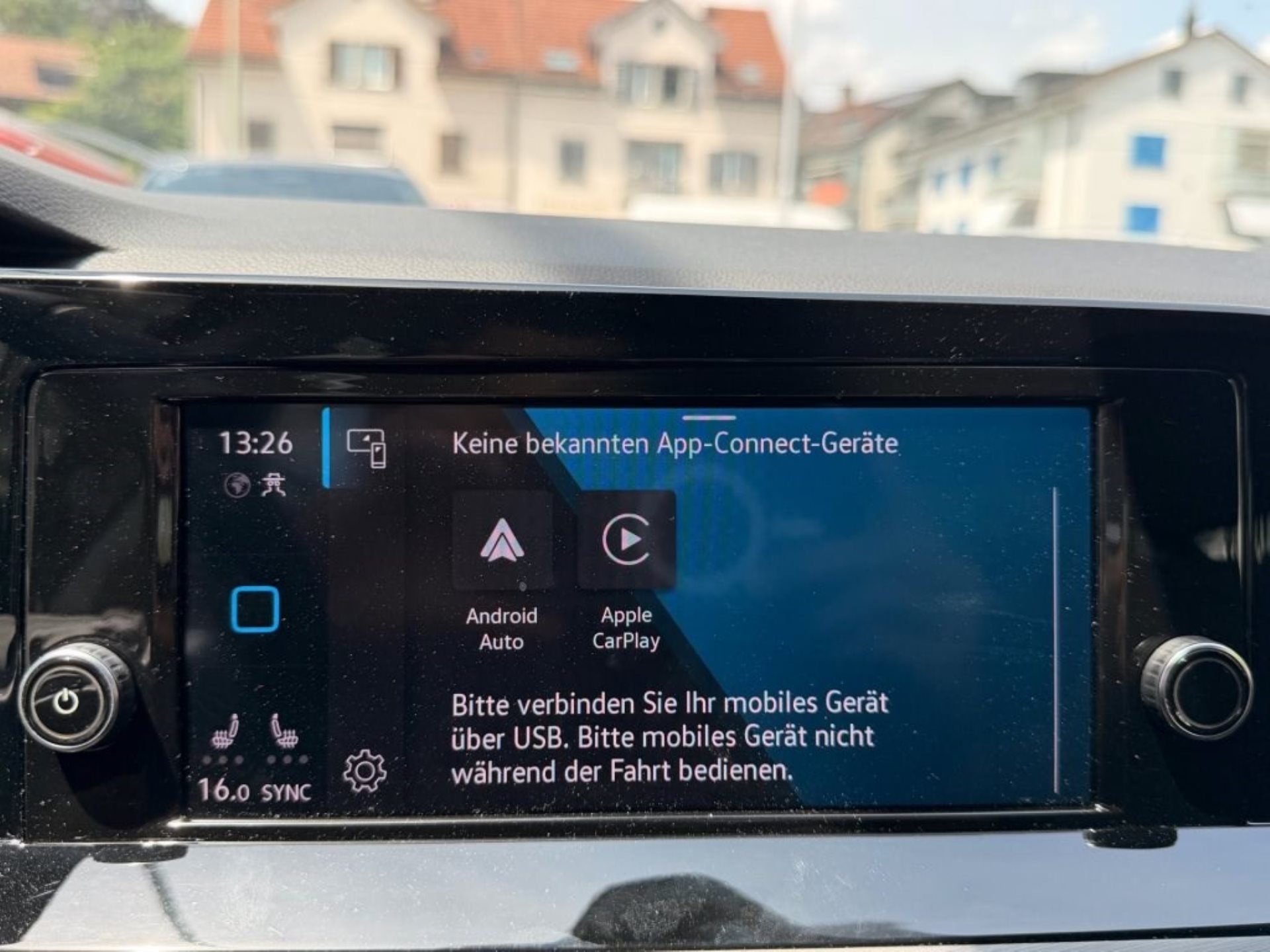VW Golf 2.0 TSI 190PS DSG STYLE-image-17