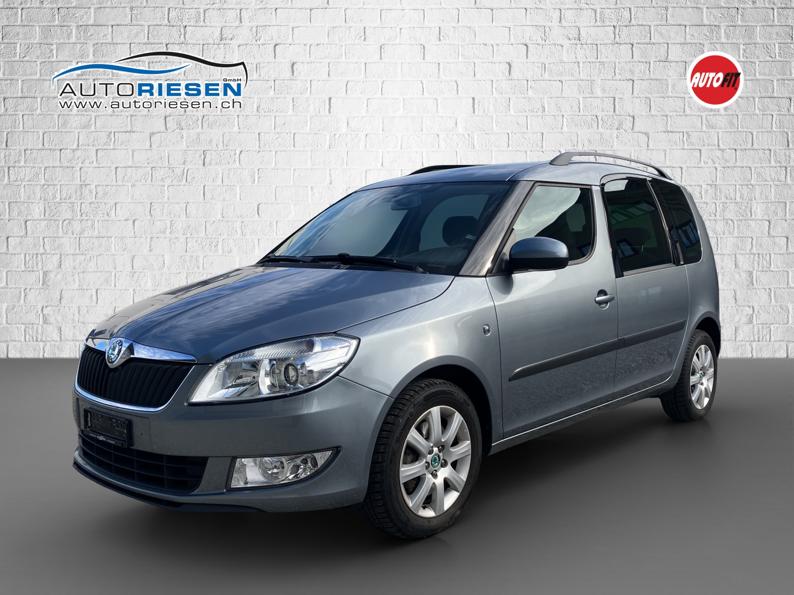 SKODA Roomster 1.2 TSI Style DSG-image-0