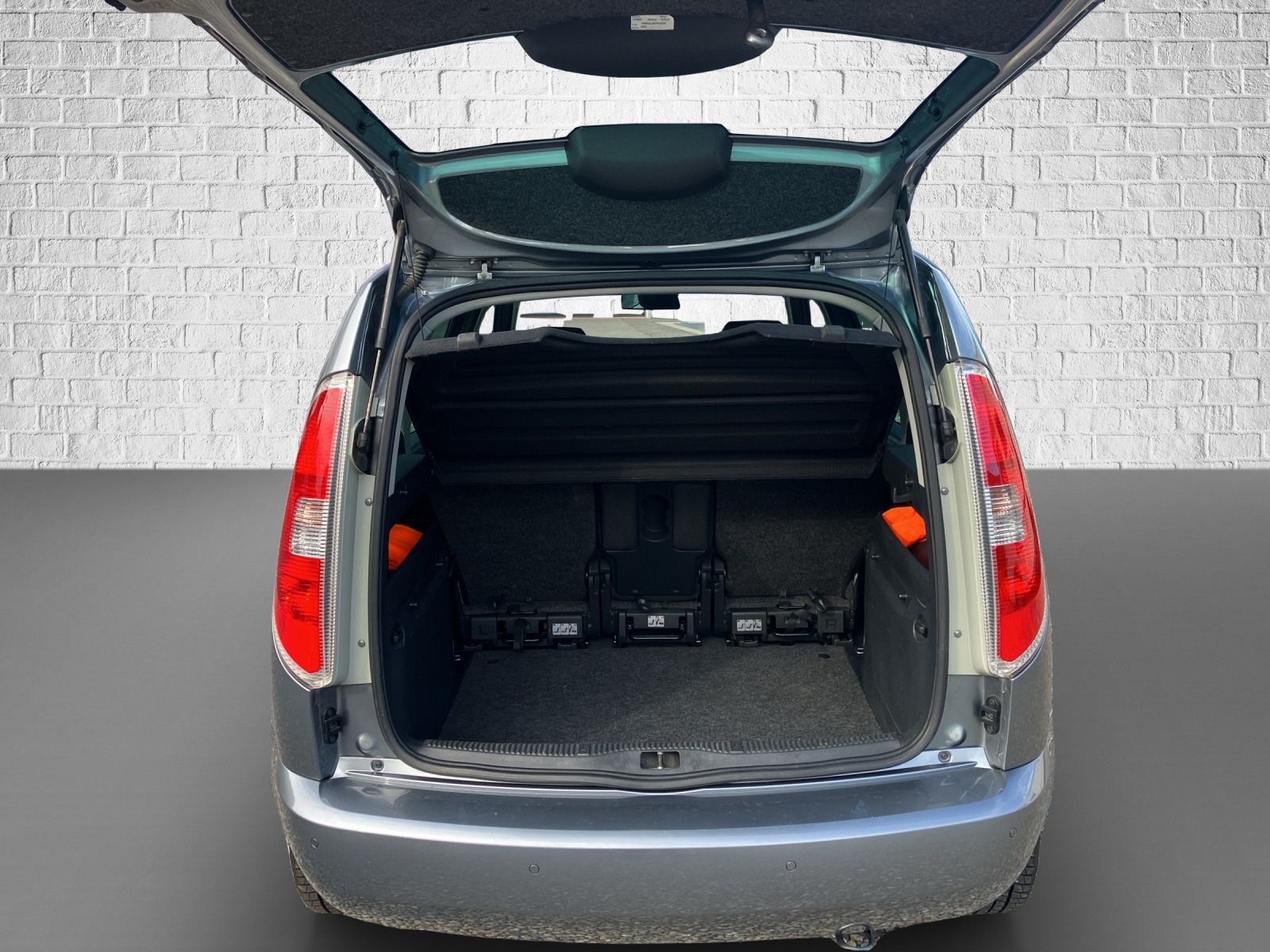 SKODA Roomster 1.2 TSI Style DSG-image-12