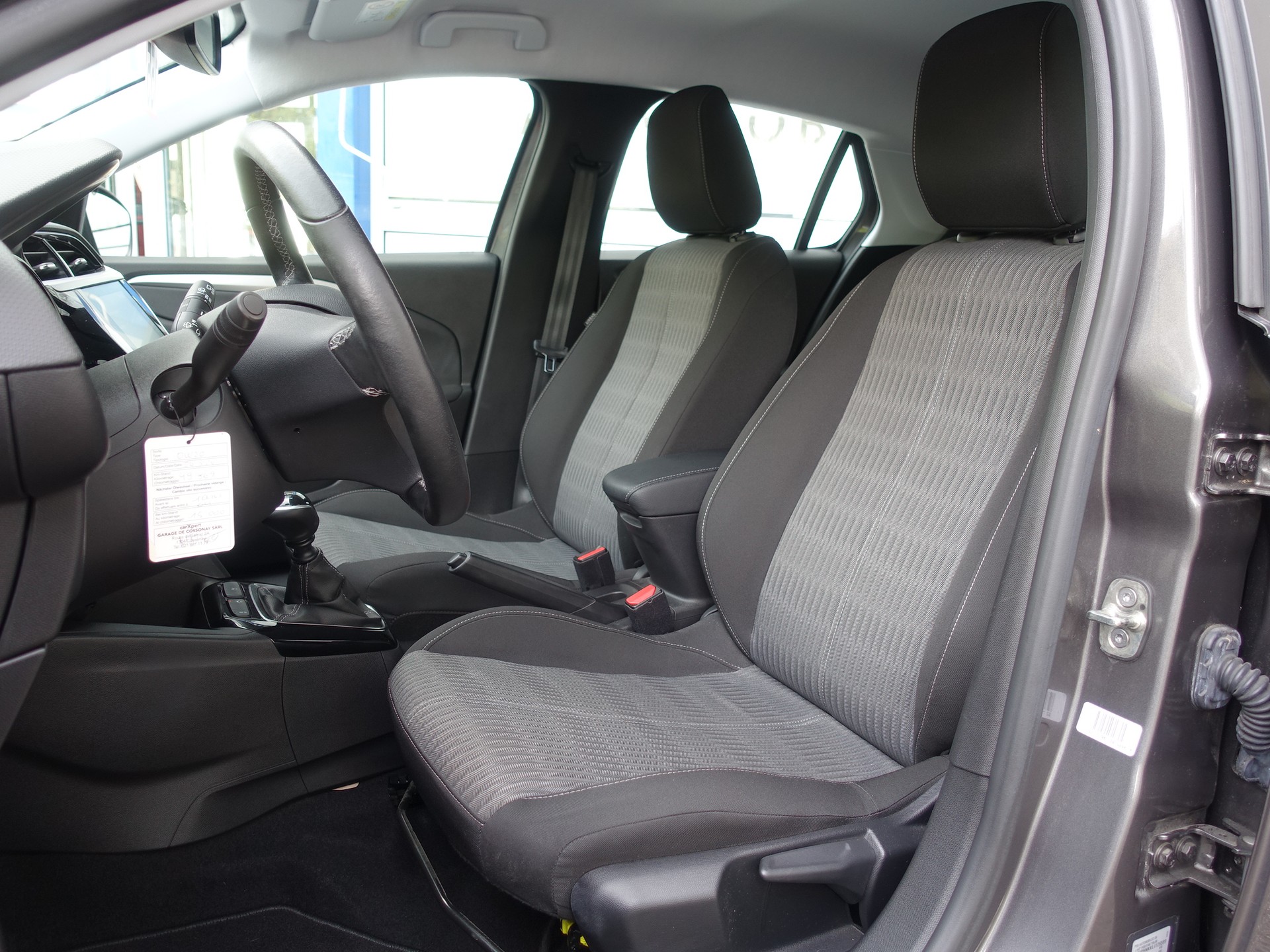 OPEL Corsa 1.2 TP Edition-image-9