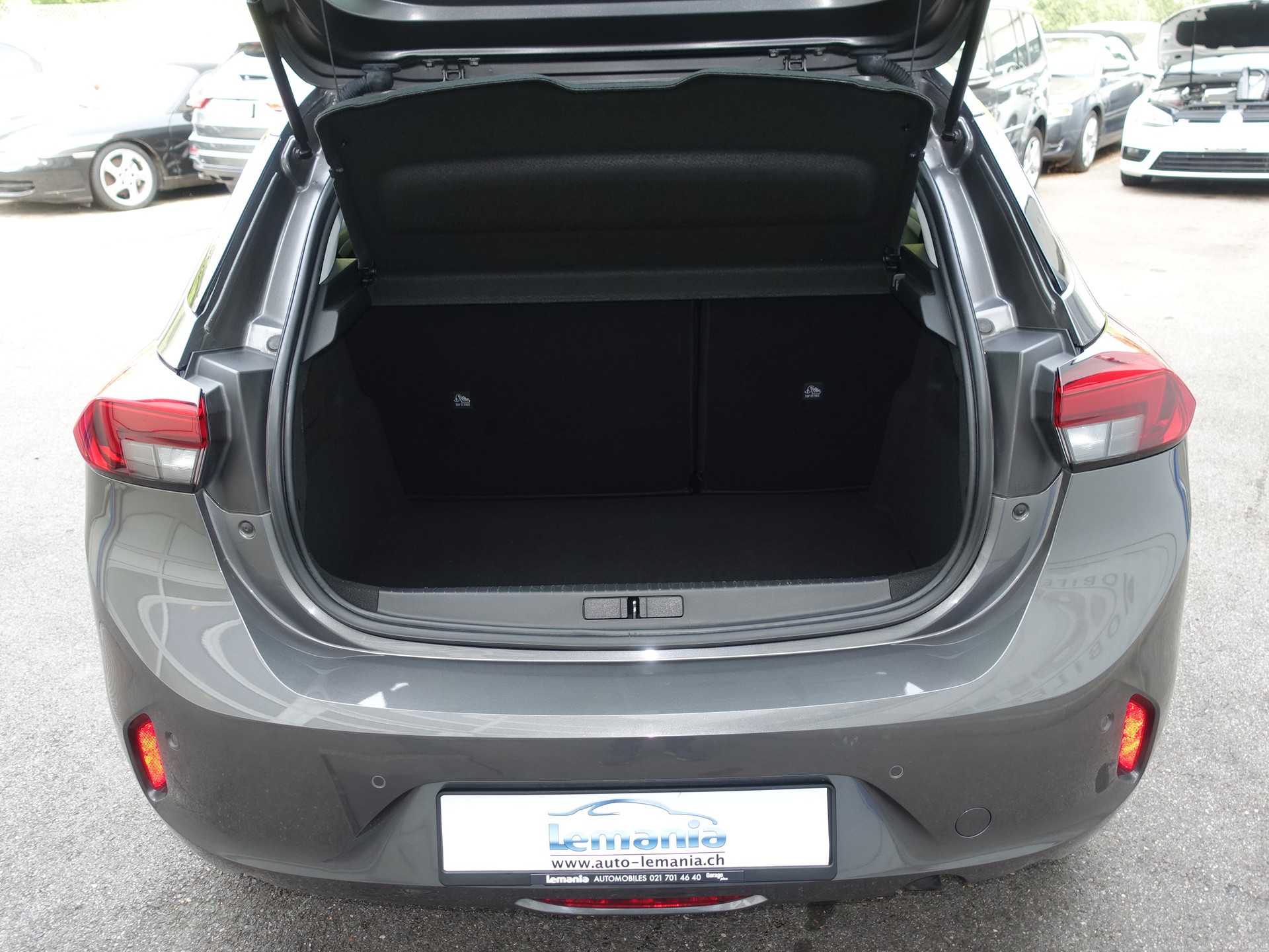 OPEL Corsa 1.2 TP Edition-image-16