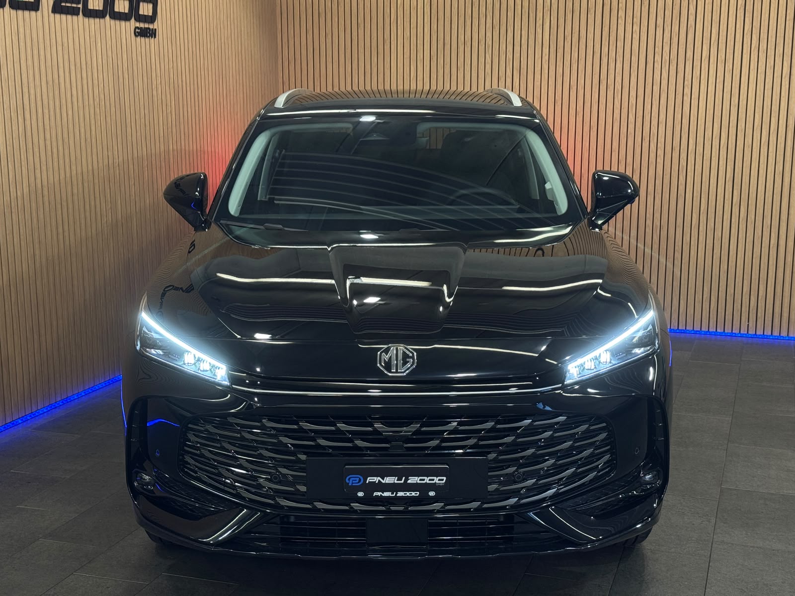 MG HS 1.5 Vollhybrid Luxury-image-1