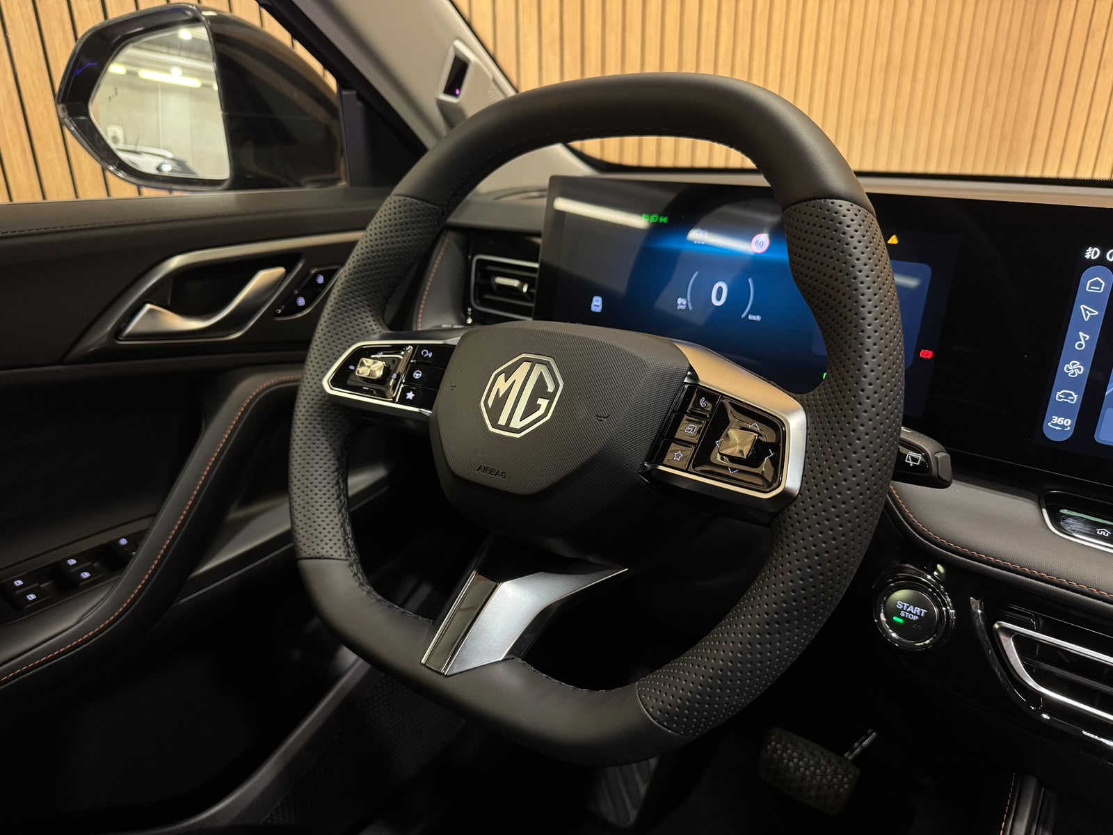 MG HS 1.5 Vollhybrid Luxury-image-11