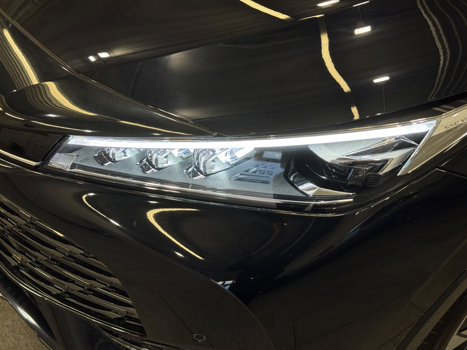 MG HS 1.5 Vollhybrid Luxury-image-4
