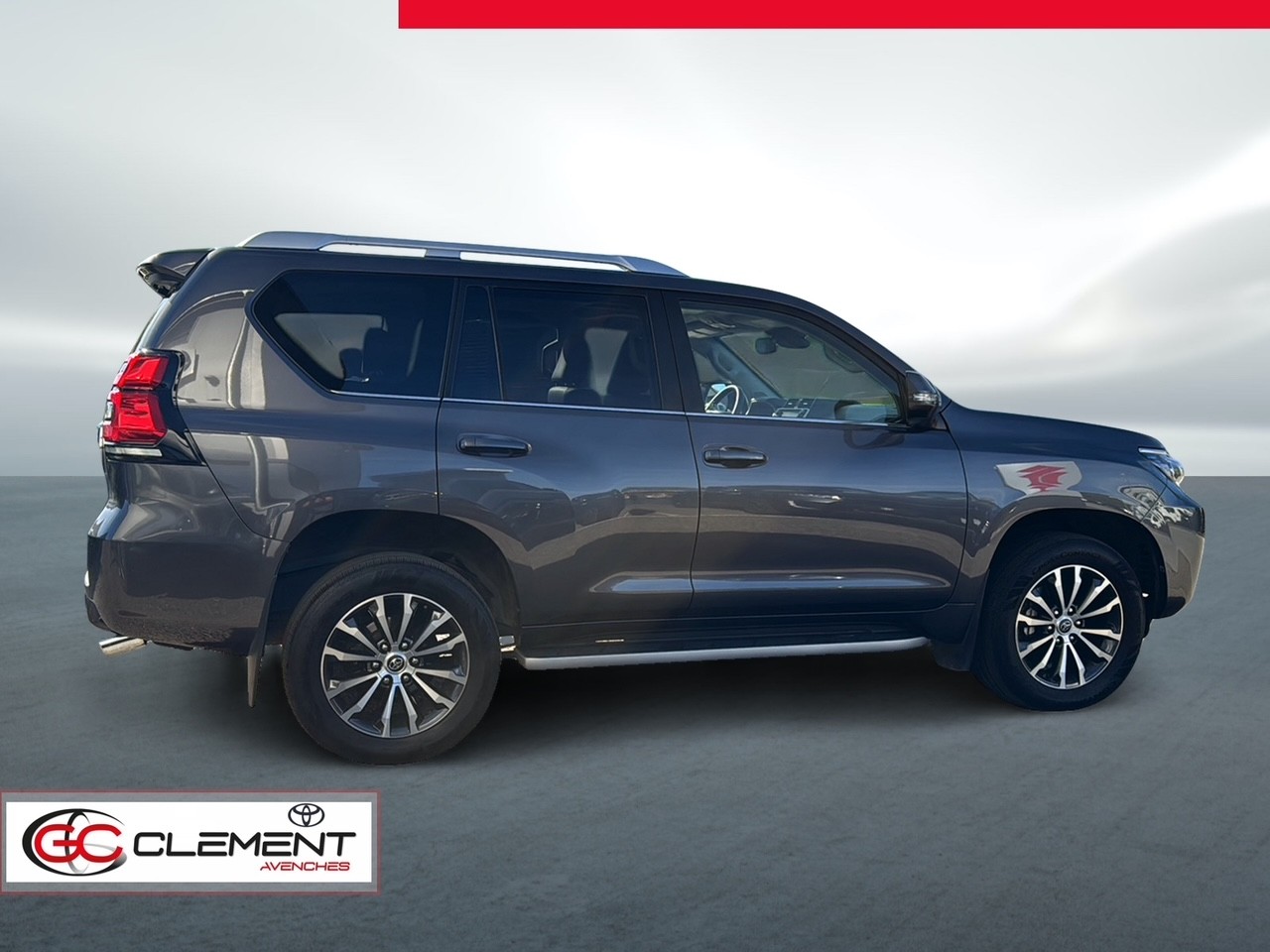 TOYOTA Land Cruiser 2.8TD Style Automatic-image-3