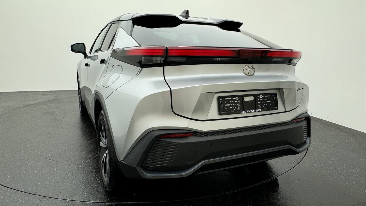 TOYOTA C-HR 2.0 PHEV CVT Style-image-2