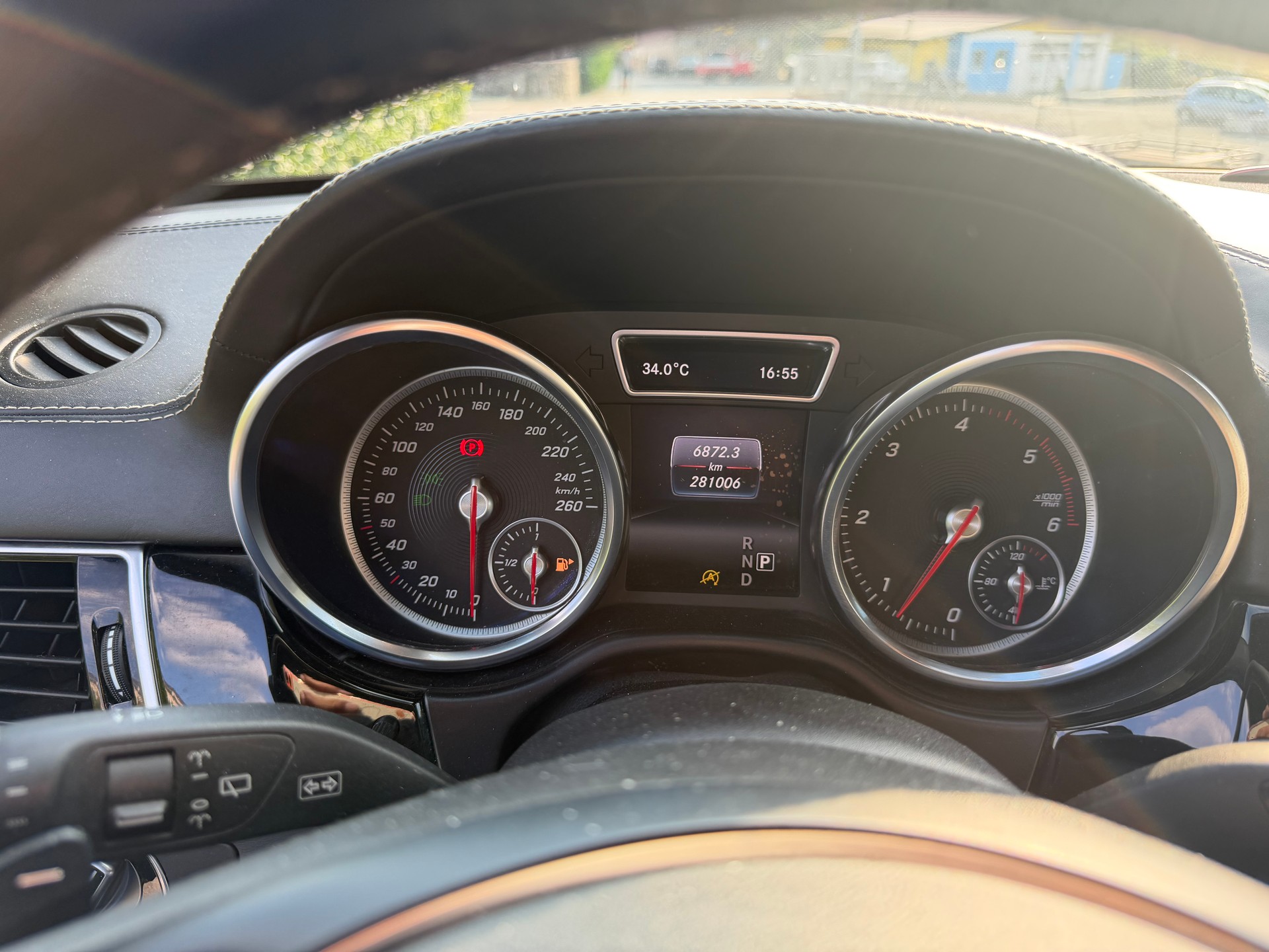 MERCEDES-BENZ GLE 350 d Executive 4Matic 9G-Tronic-image-10