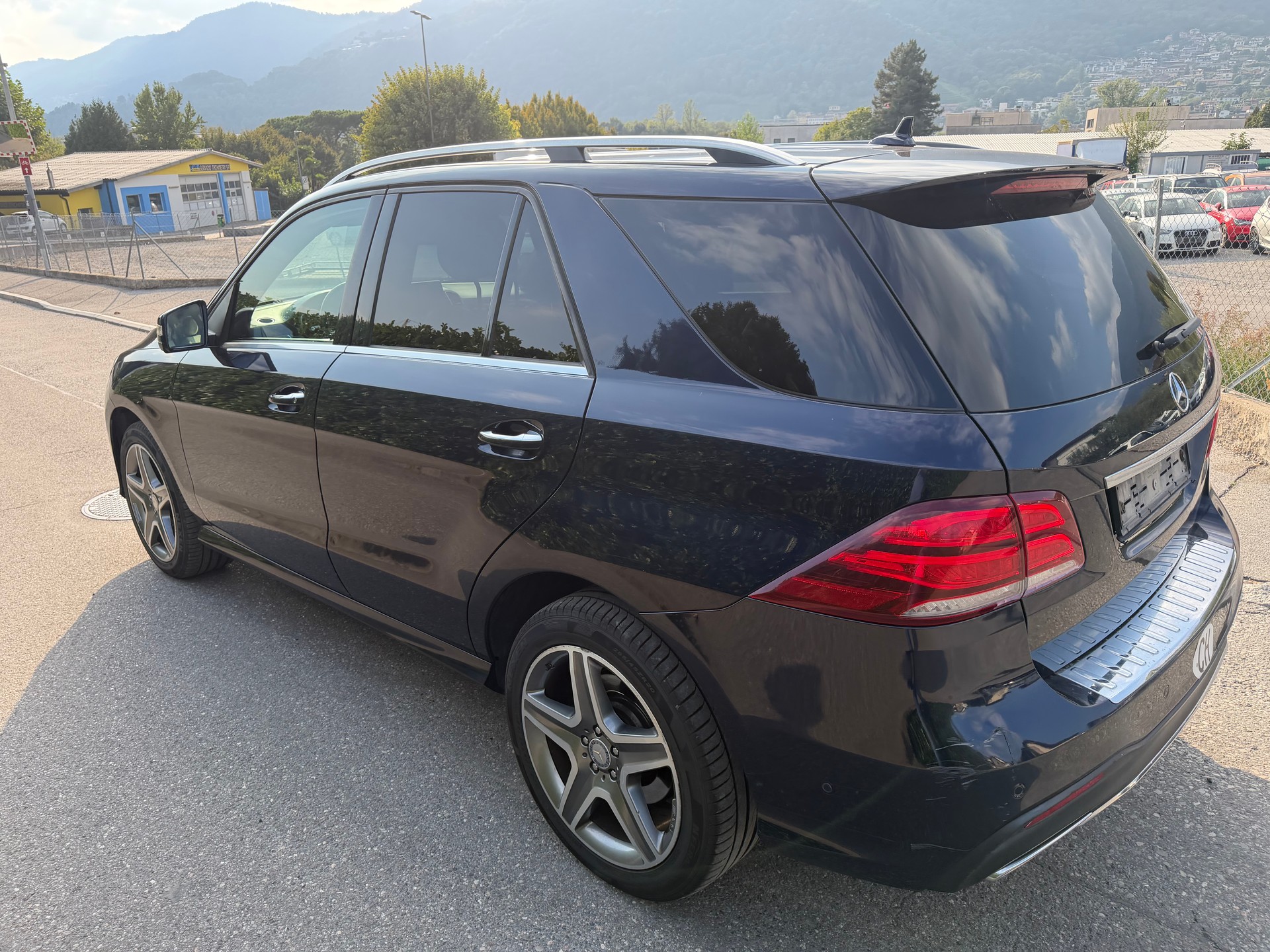 MERCEDES-BENZ GLE 350 d Executive 4Matic 9G-Tronic-image-5