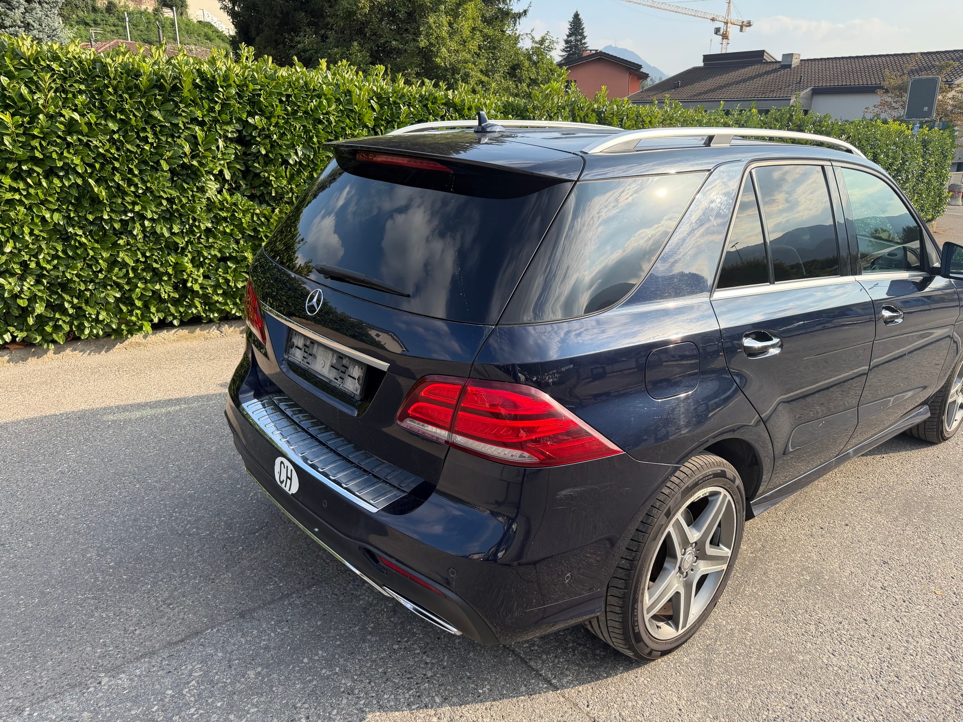 MERCEDES-BENZ GLE 350 d Executive 4Matic 9G-Tronic-image-3