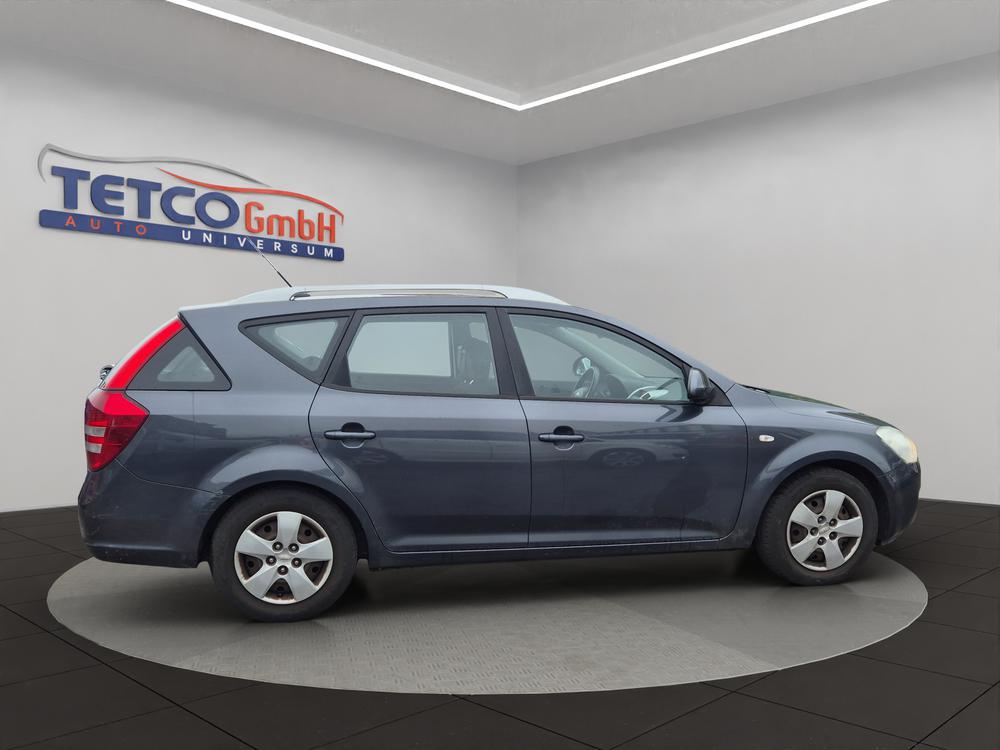 KIA Cee'd Sporty Wagon 1.4 16V Eco-image-5