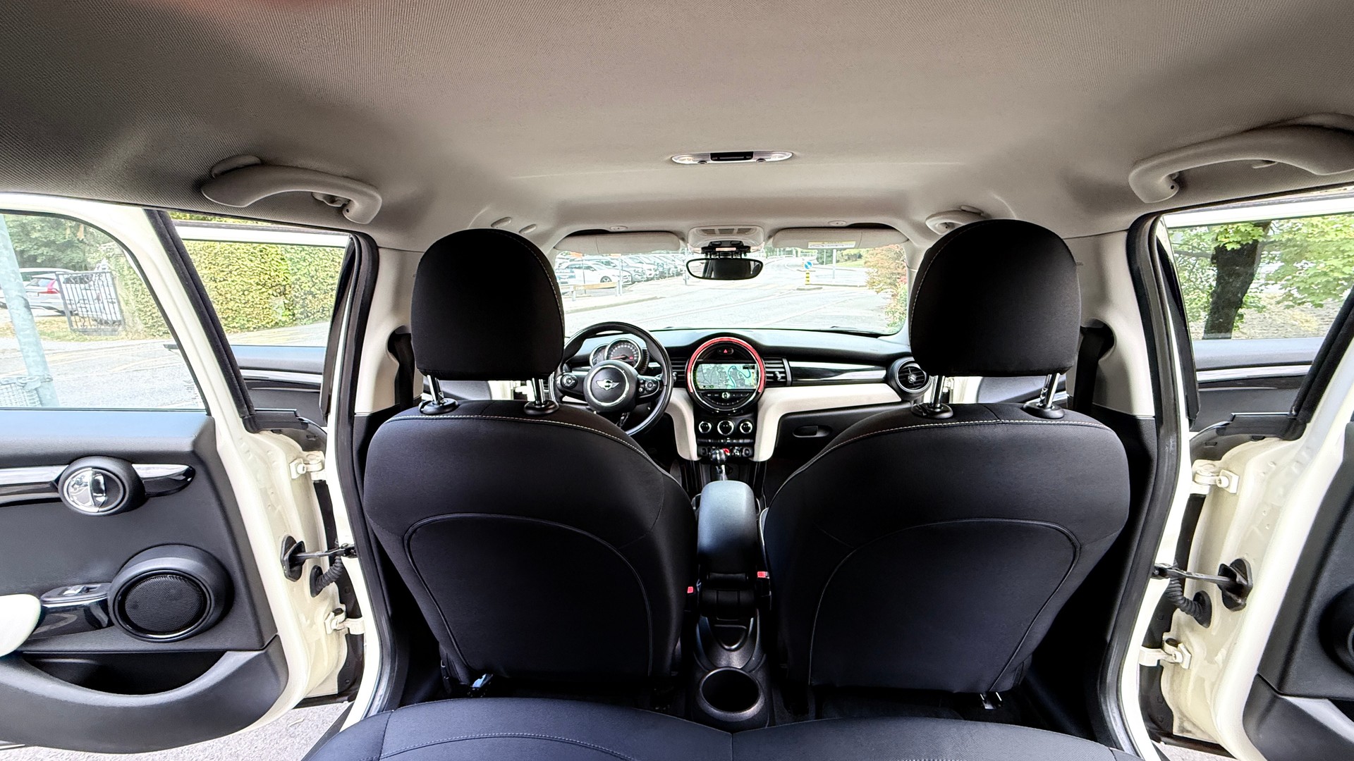 MINI Cooper-image-7