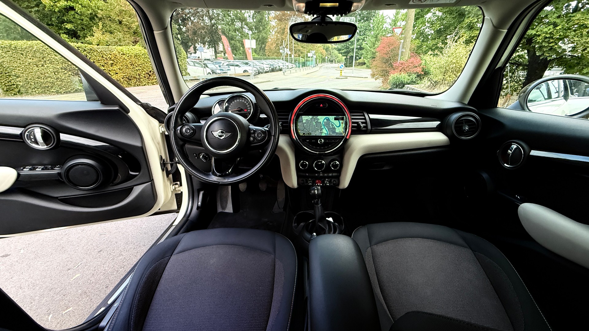 MINI Cooper-image-8