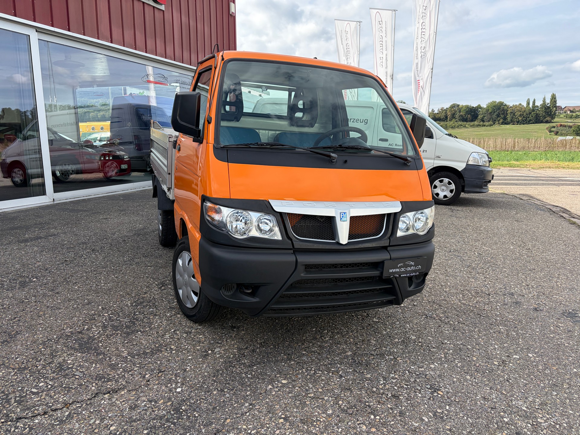 PIAGGIO Urban 1.3 4x4 Kipper-showroom-element-2