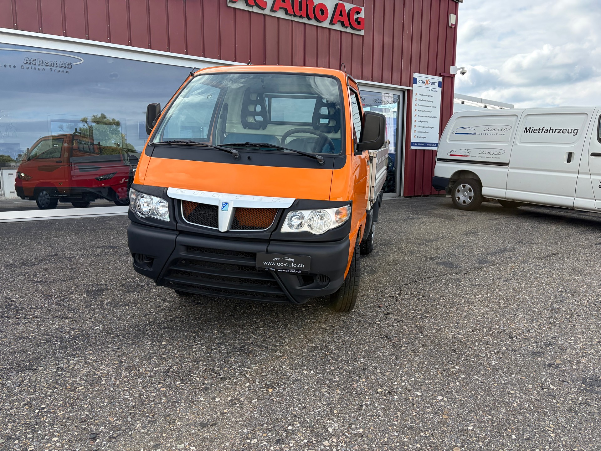 PIAGGIO Urban 1.3 4x4 Kipper-showroom-element-1