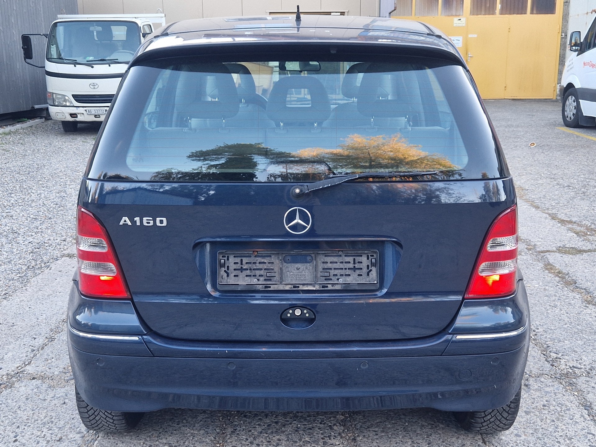 MERCEDES-BENZ Elegance-image-5