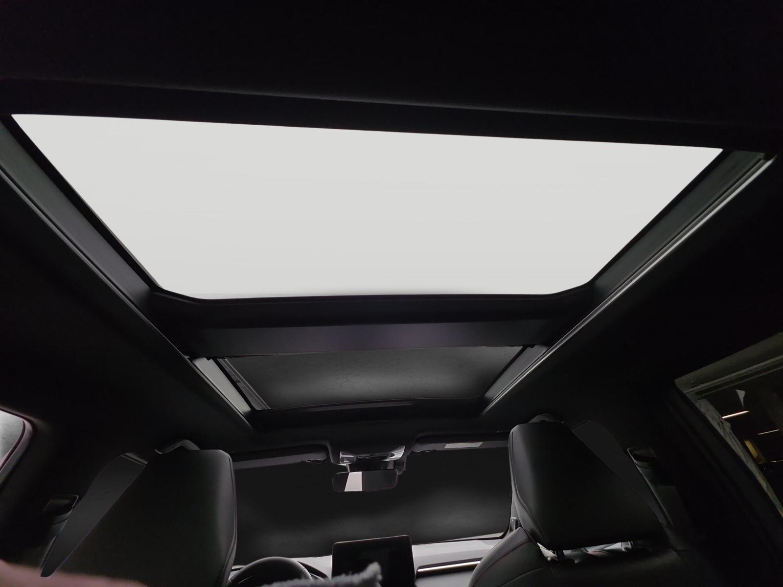 TOYOTA RAV4 2.5 Plug-In-Hybrid Platinum-image-12