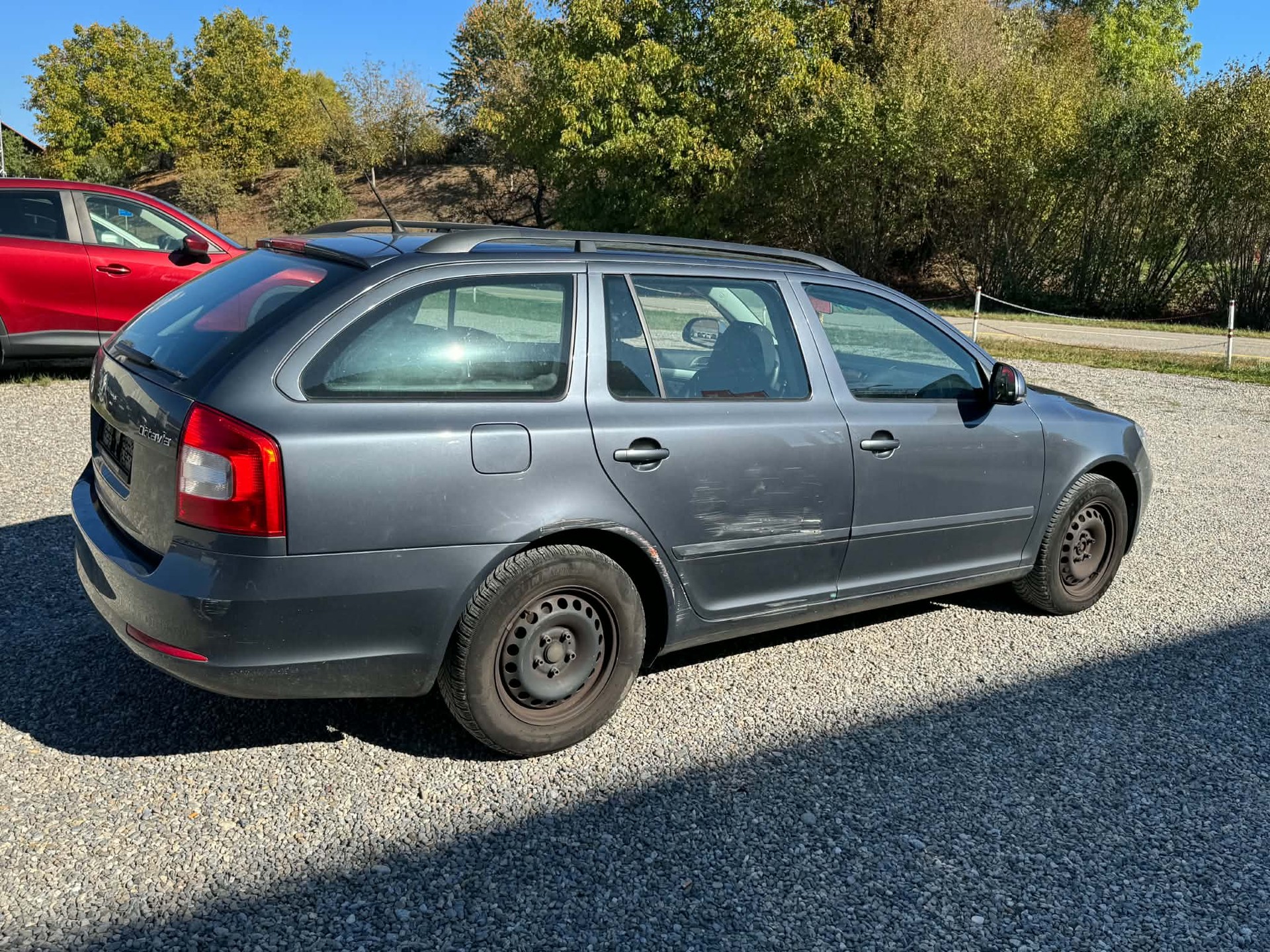 SKODA Octavia Combi 1.8 TSI Laurin & Klement DSG-image-8