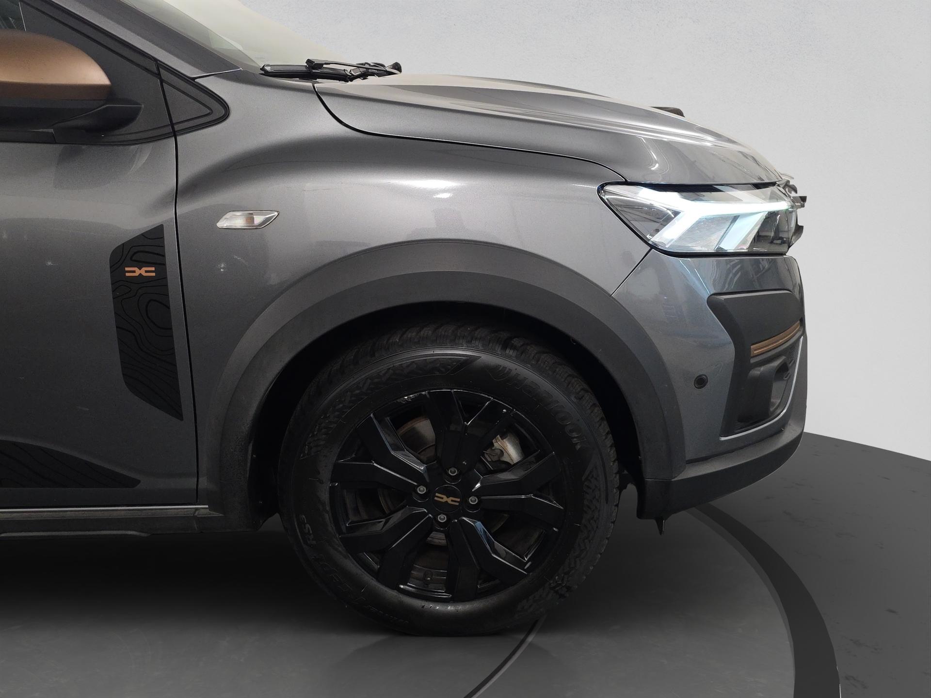 DACIA Jogger HEV 140 Extreme-image-17