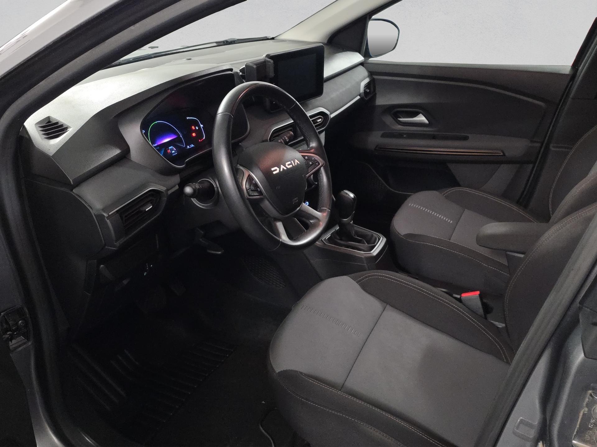 DACIA Jogger HEV 140 Extreme-image-8