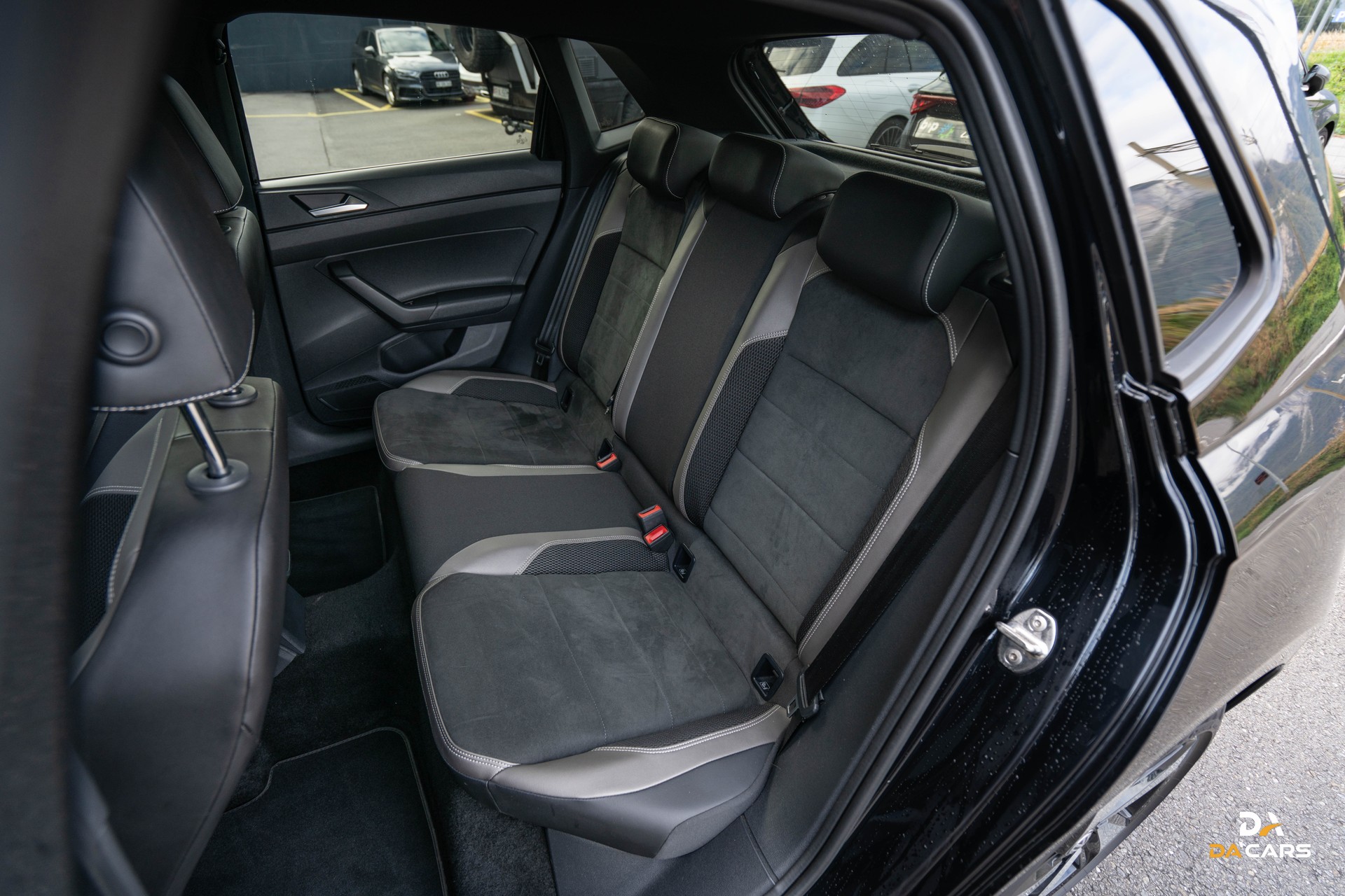 VW Polo 2.0 TSI GTI DSG-image-7
