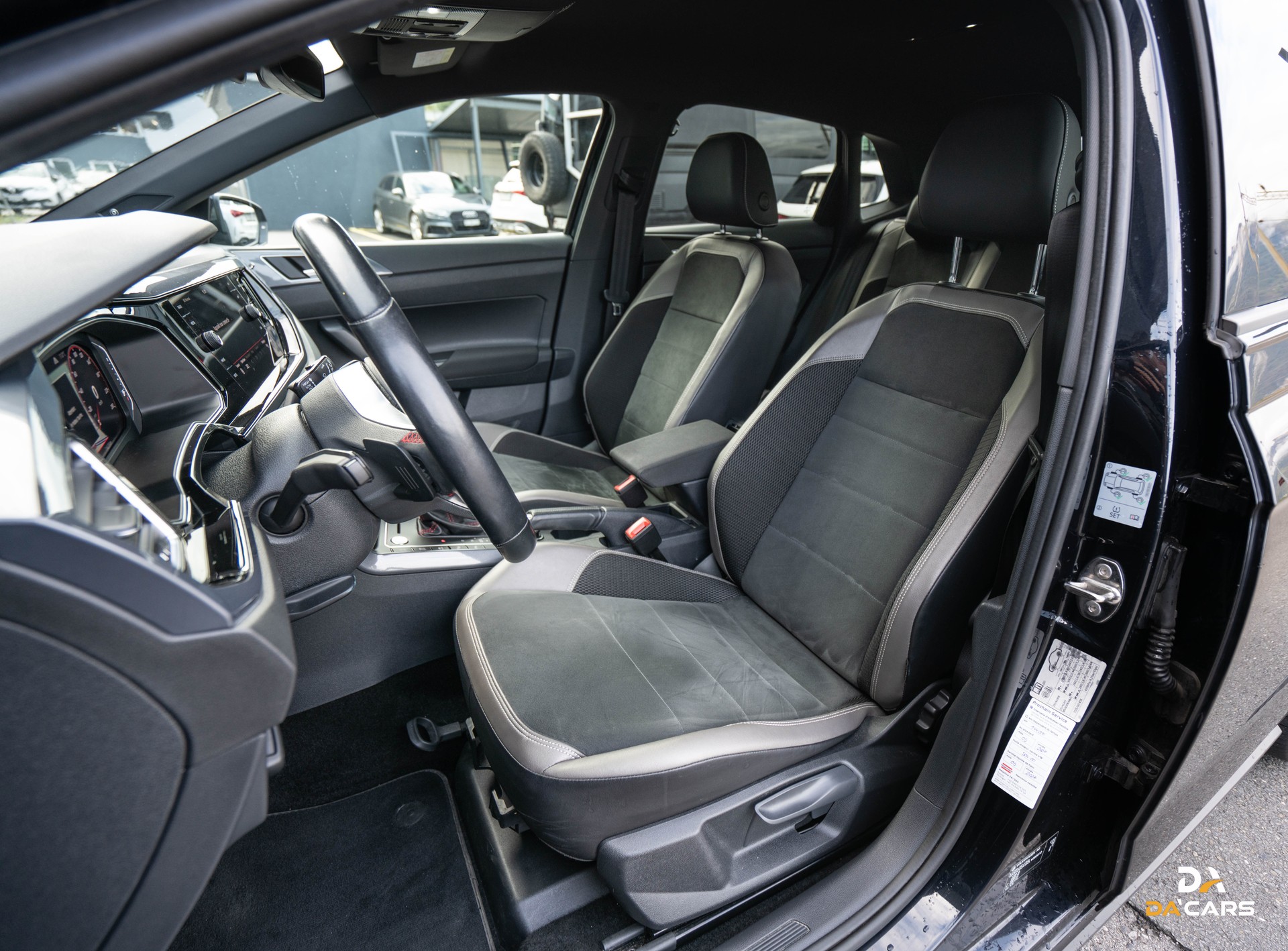 VW Polo 2.0 TSI GTI DSG-image-6