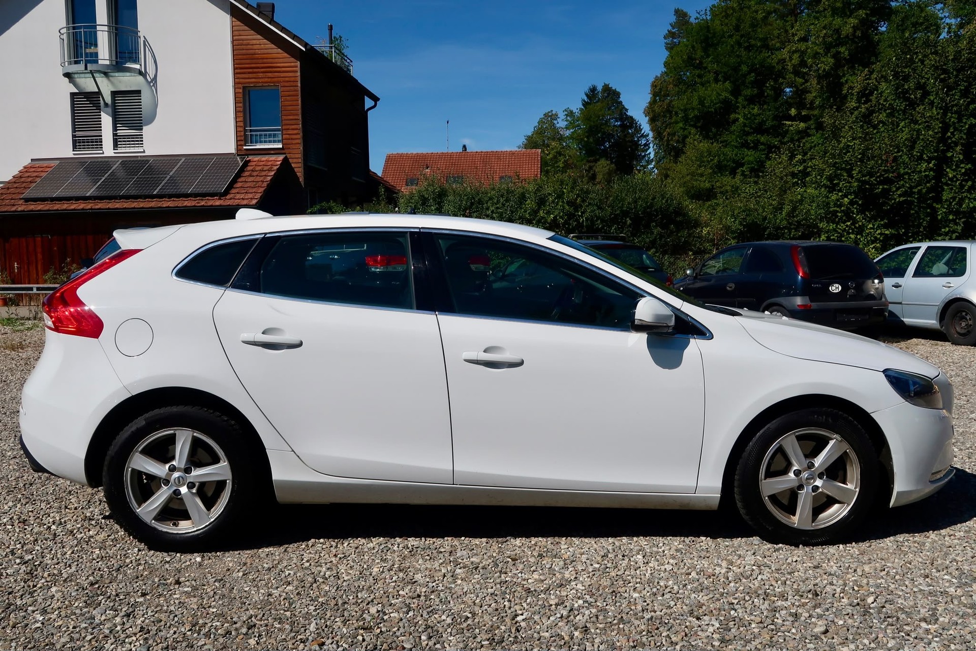 VOLVO V40 T4 Summum Powershift ⭐⭐⭐-image-3