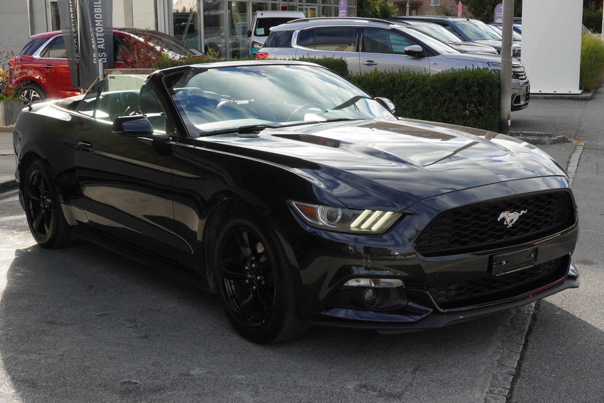 FORD Mustang Convertible 2.3 Automat-image-3